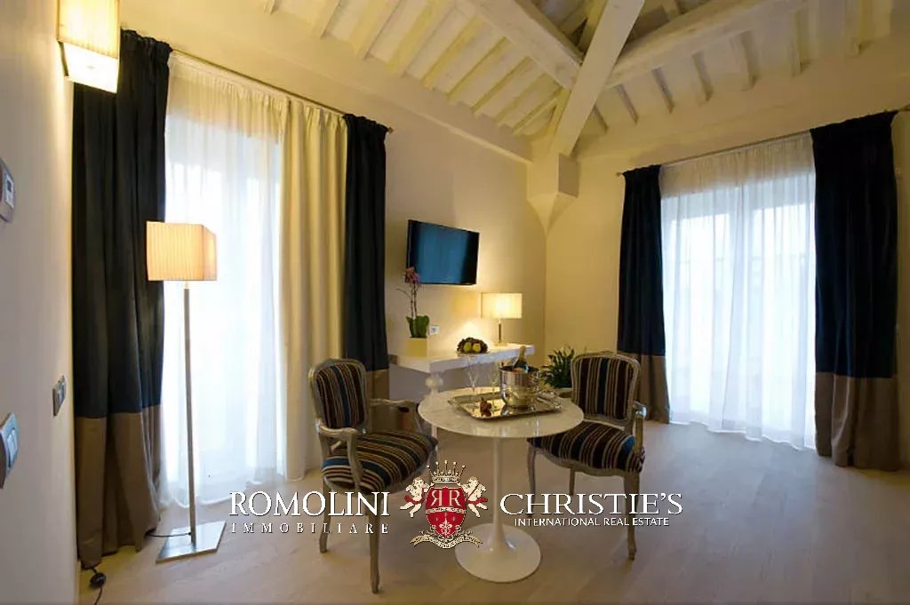 52 Bedroom Villa/Townhouse's Image 33