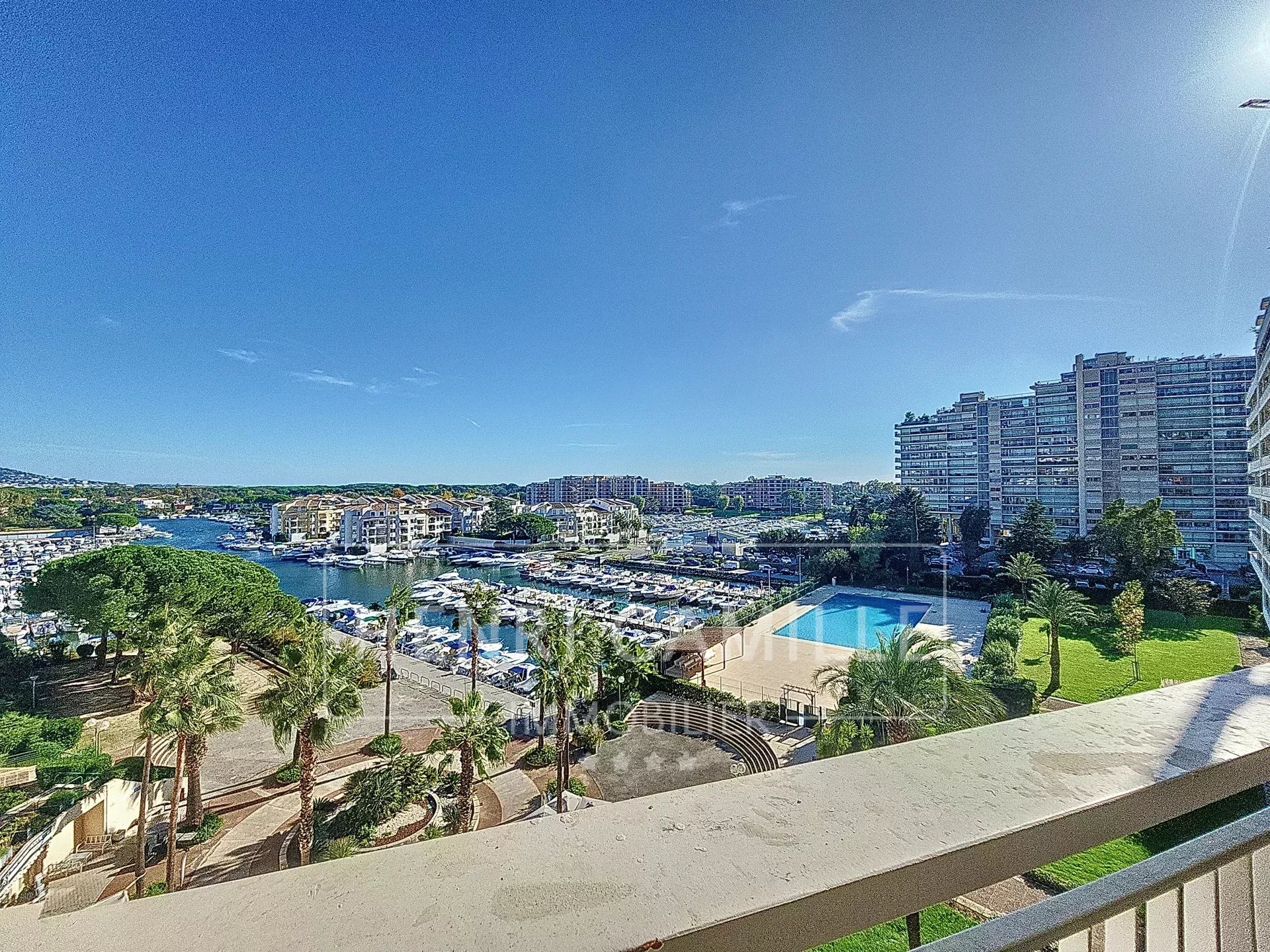 Cannes Marina - vue Port