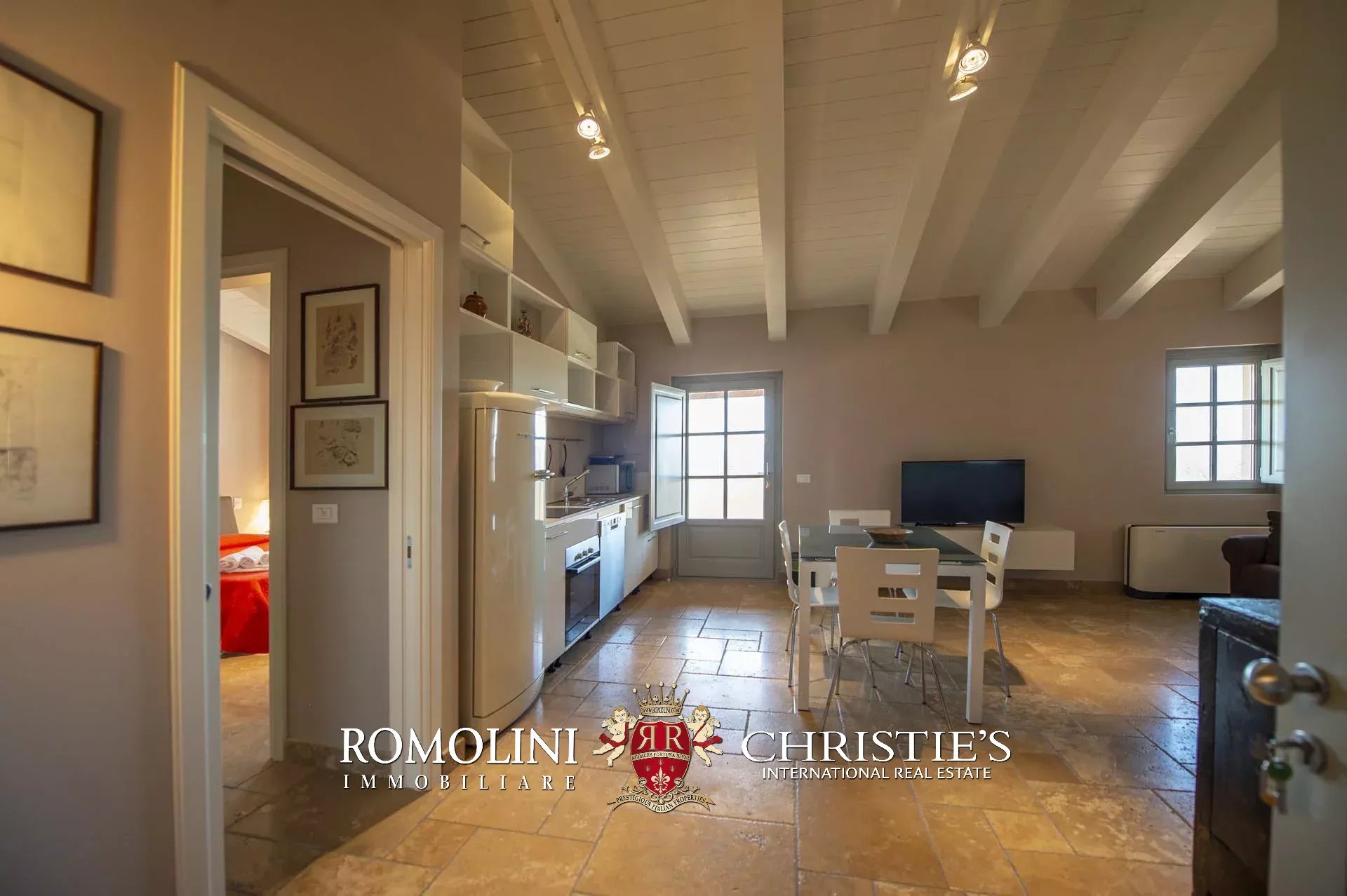 11 Bedroom Vineyard's Image 87