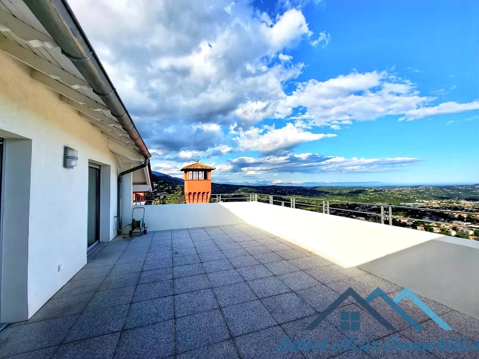 Grasse - 4P DUPLEX avec grande terrasse