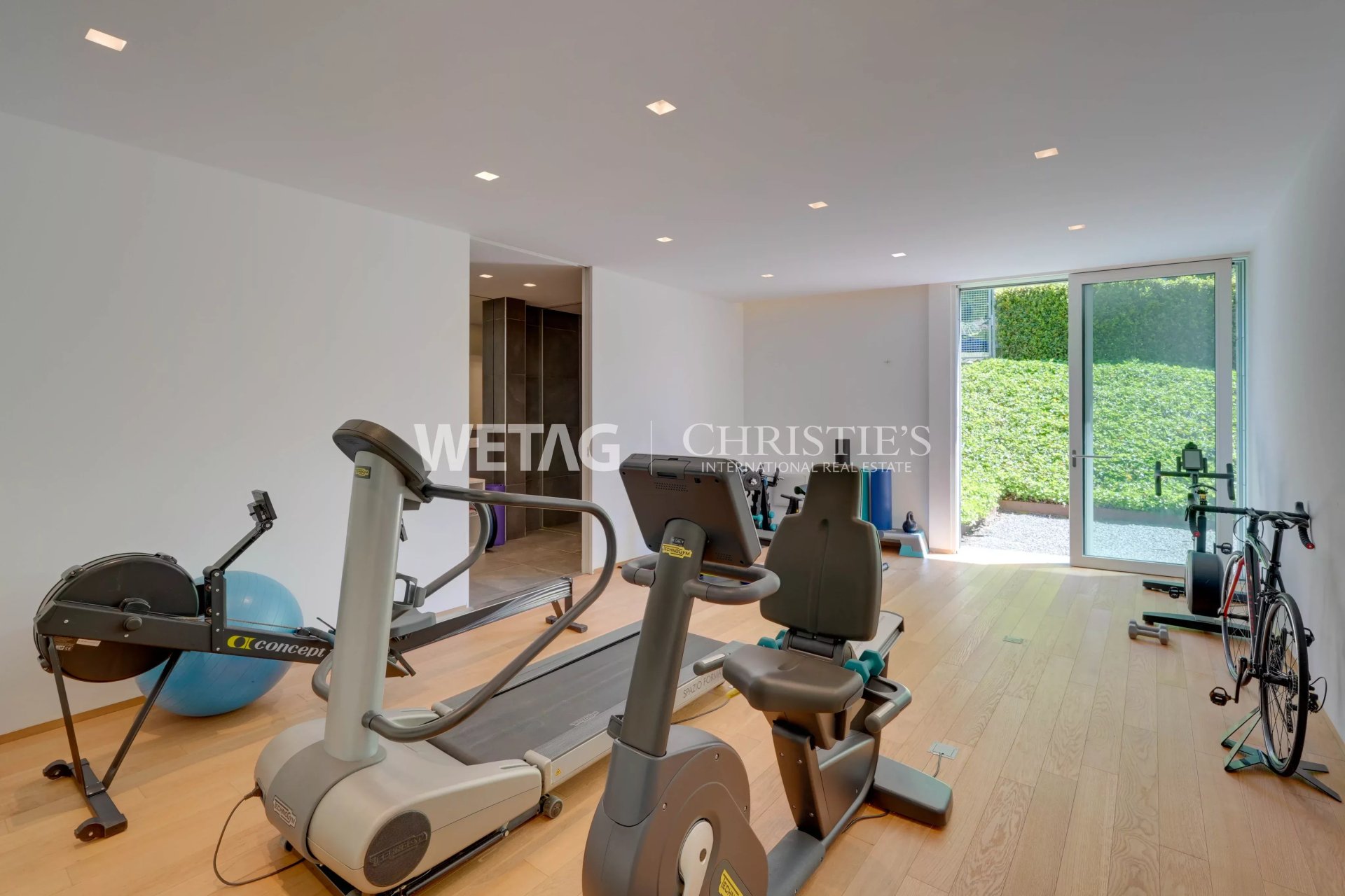 2 Bedroom Apartment/Flat's Image 6