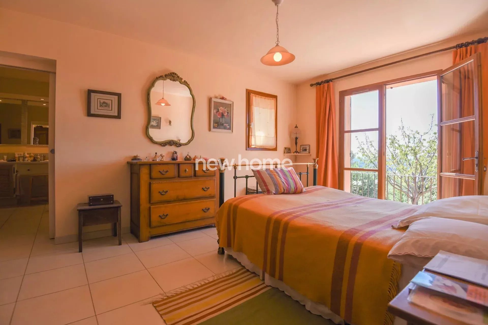 Propriété d'exception à Lorgues avec vue panoramique et appartement indépendant