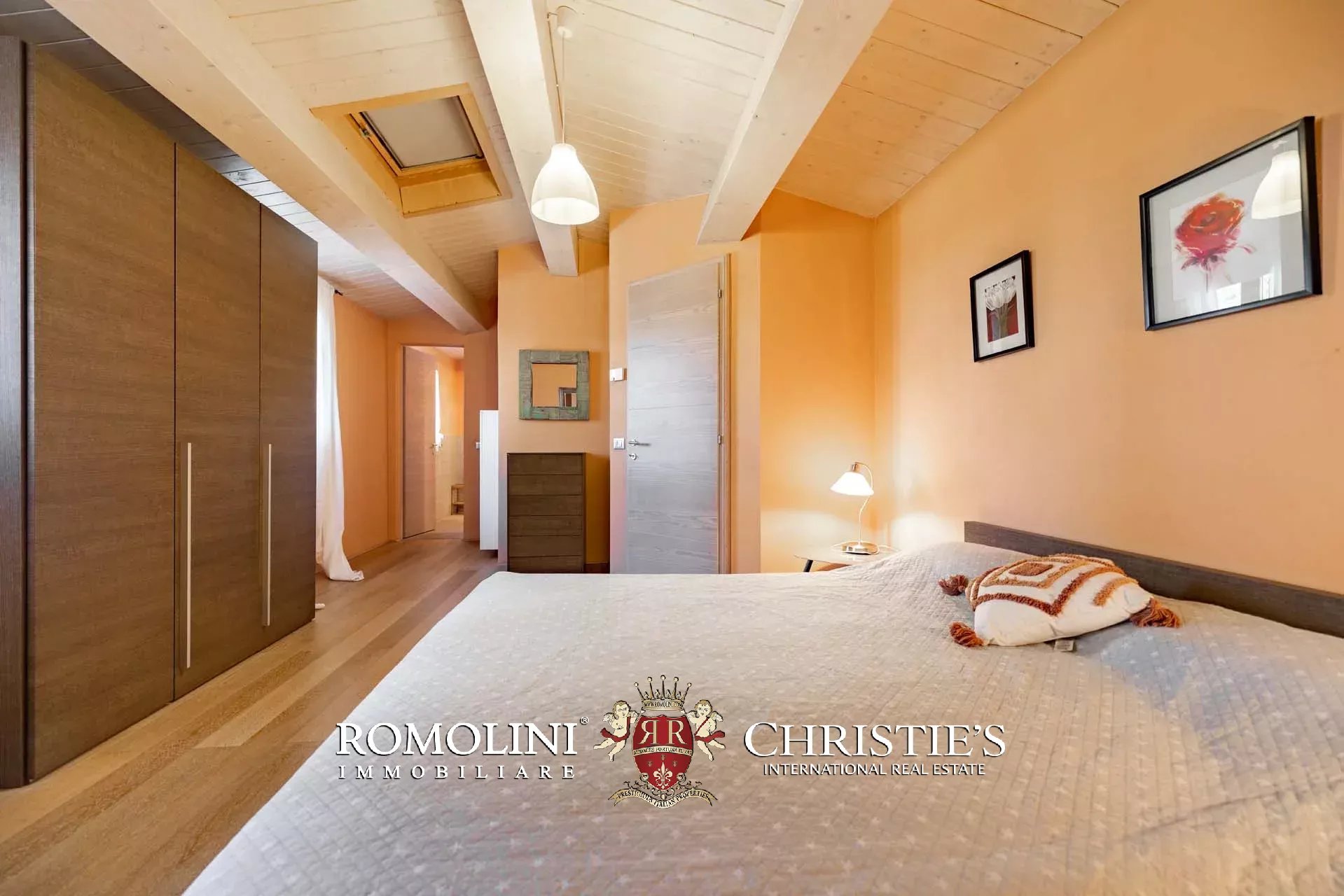 LUXUSANLAGE MIT 19 WOHNUNGEN IN DER TOSKANA, VAL D'ORCIA