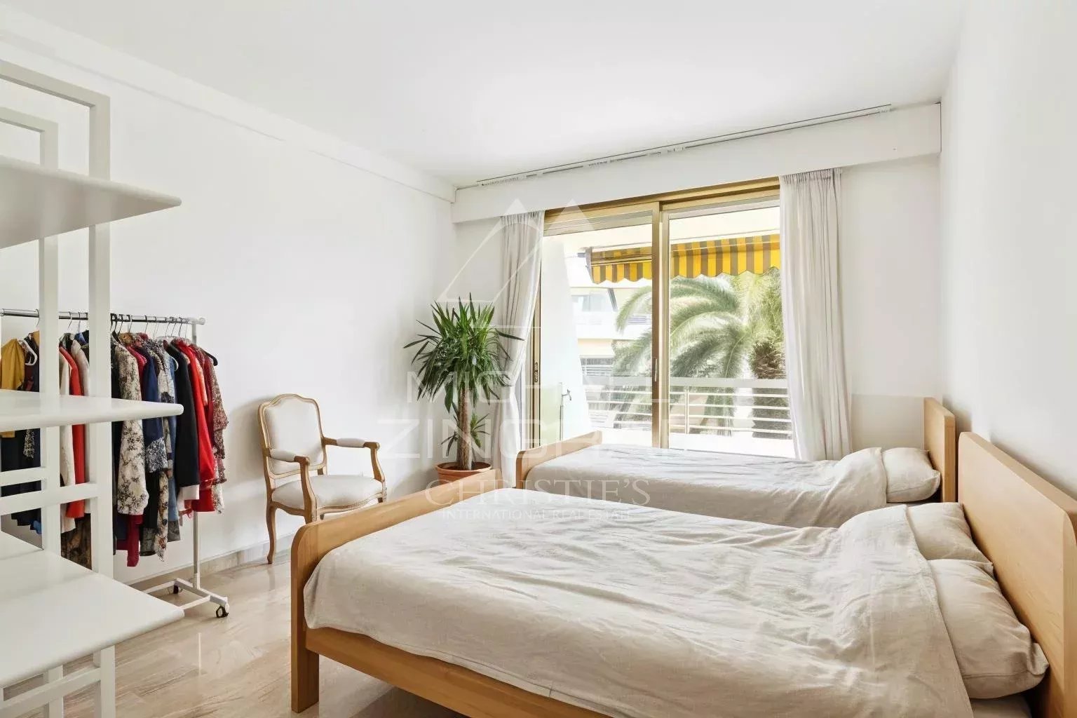 3 Bedroom Apartment/Flat's Image 3