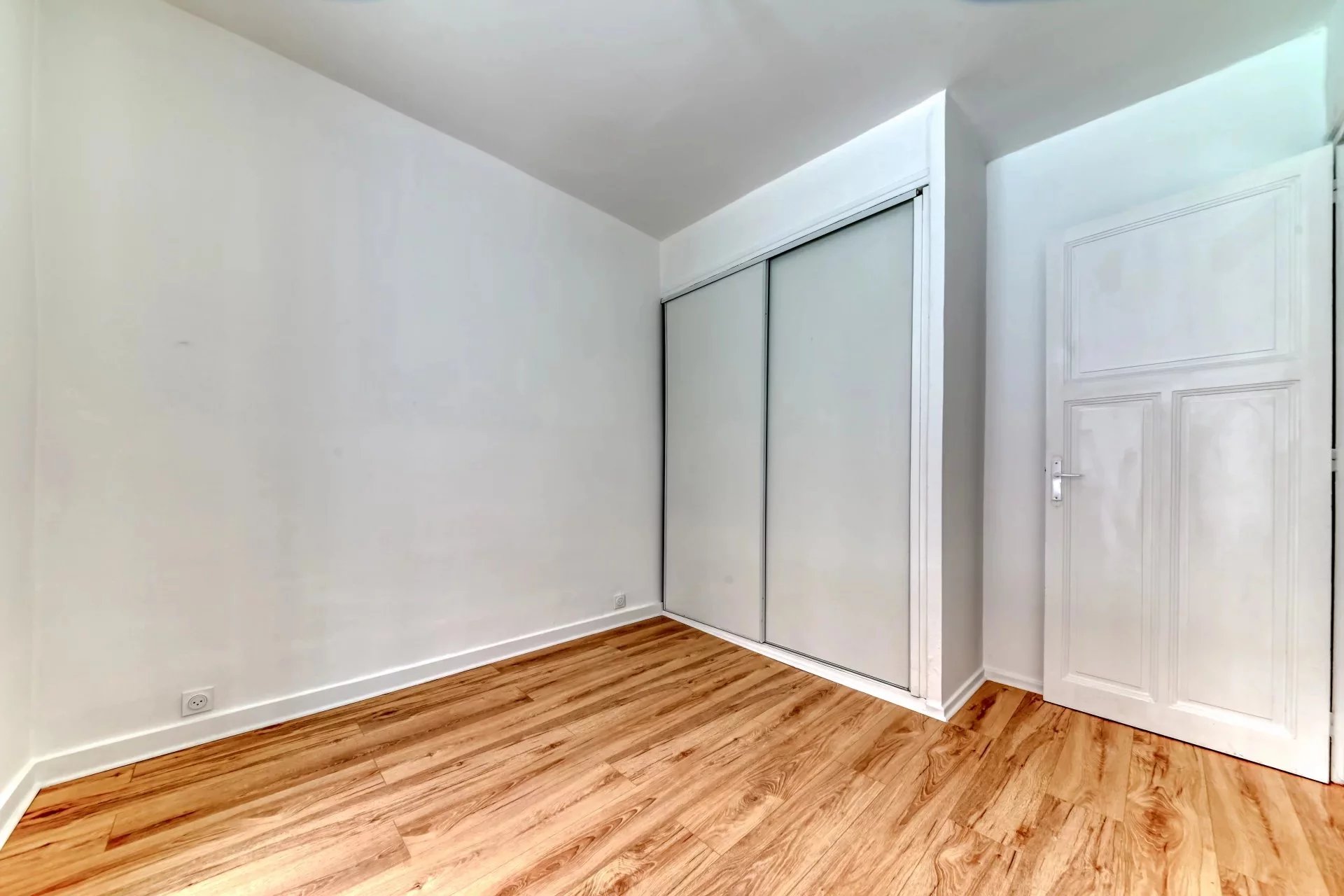 524980 Location Lyon 1er