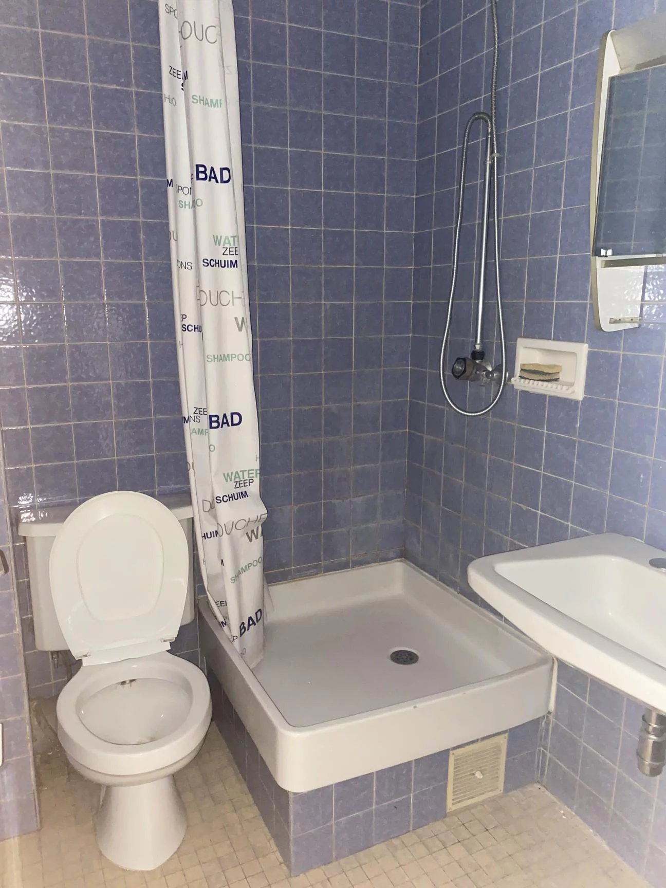 Location Studio 25 m² à Épinal 410 ¤ CC /mois