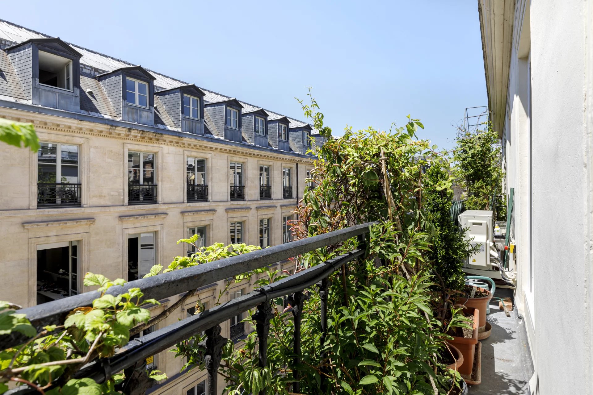 Sale Apartment Paris 2nd Gaillon