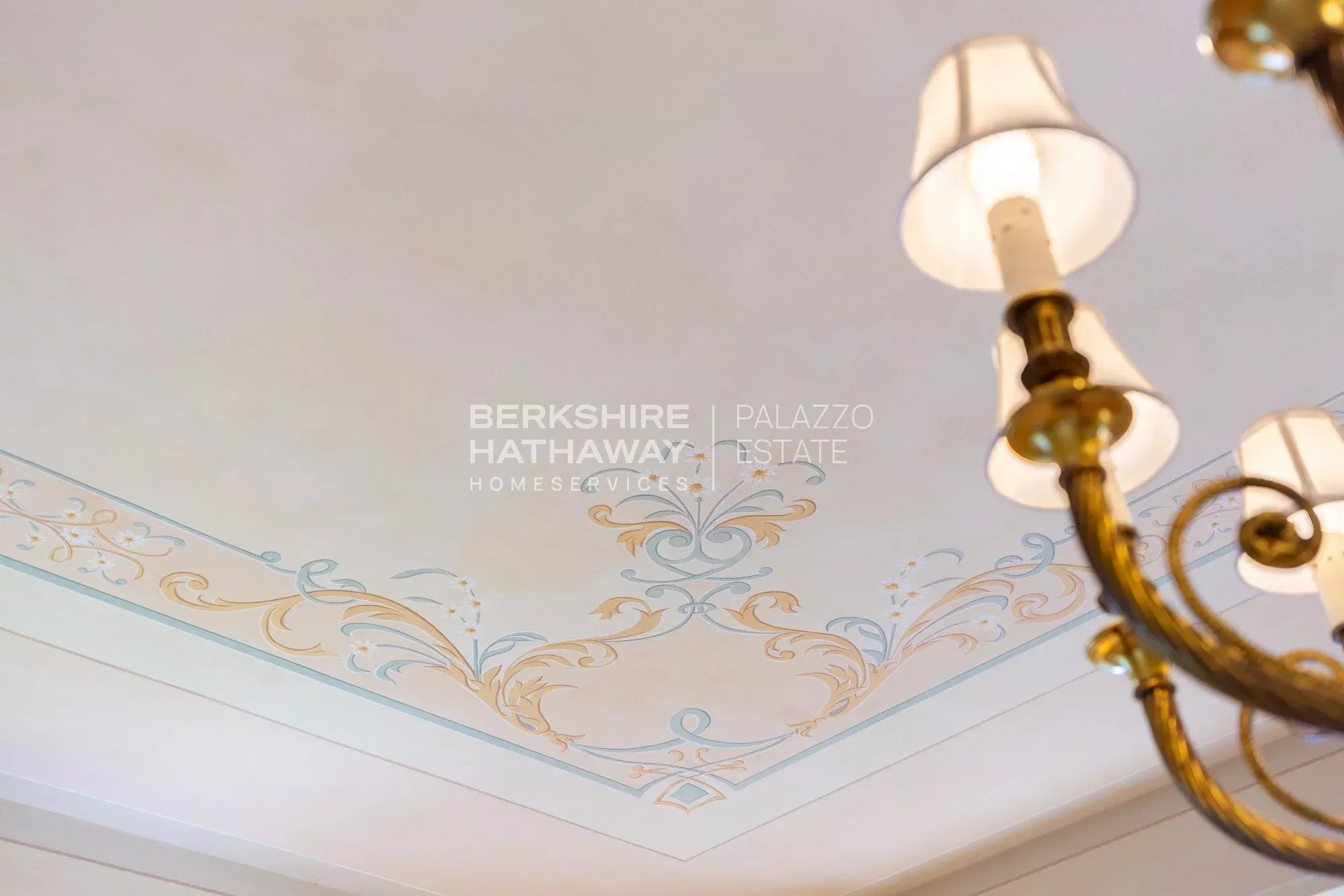 Elegante Dimora Liberty di Rappresentanza con Vista su Villa d’Este a Cernobbio, Lago di Como