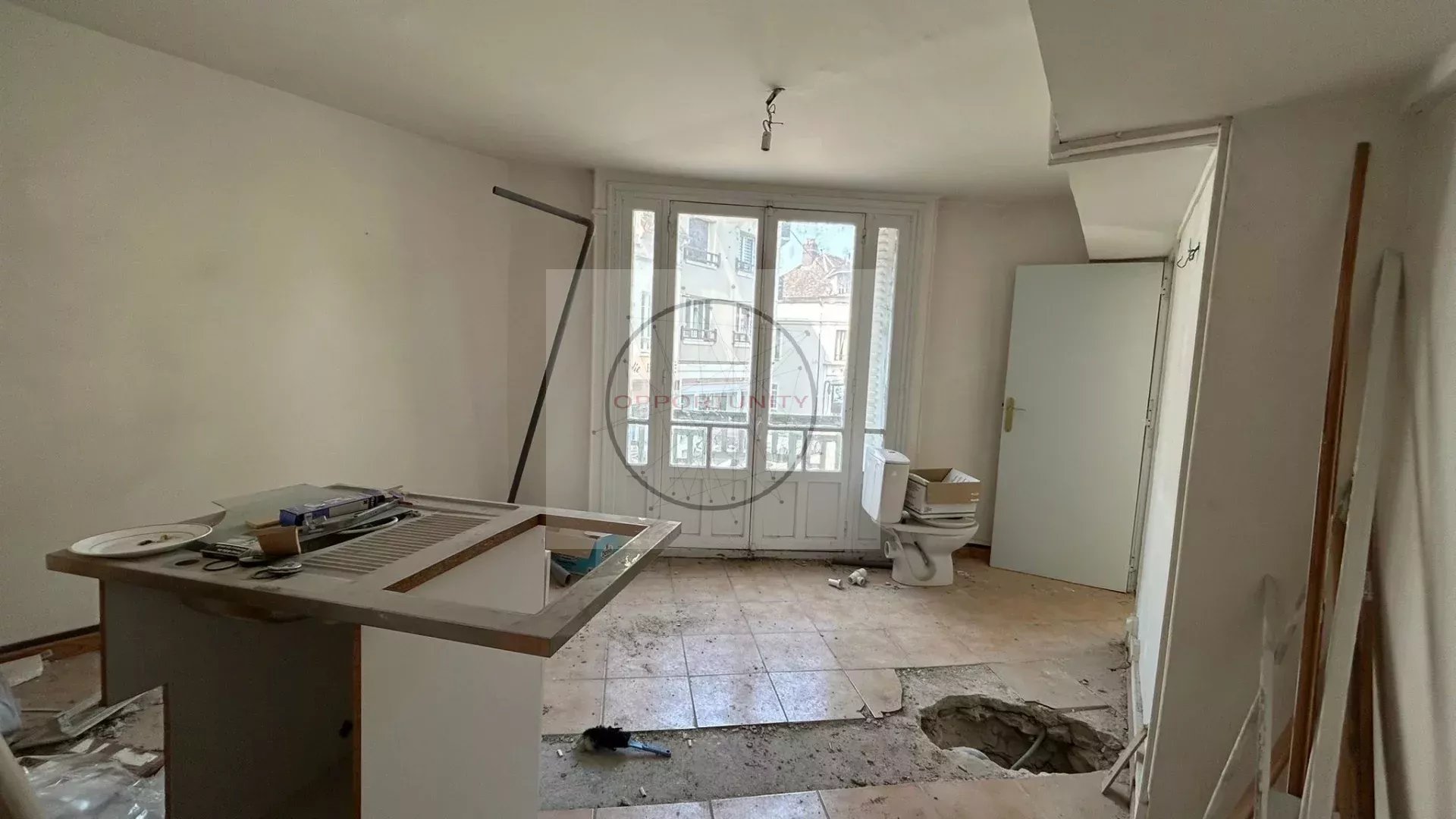 autre 400 m² Montereau-Fault-Yonne — photo 15