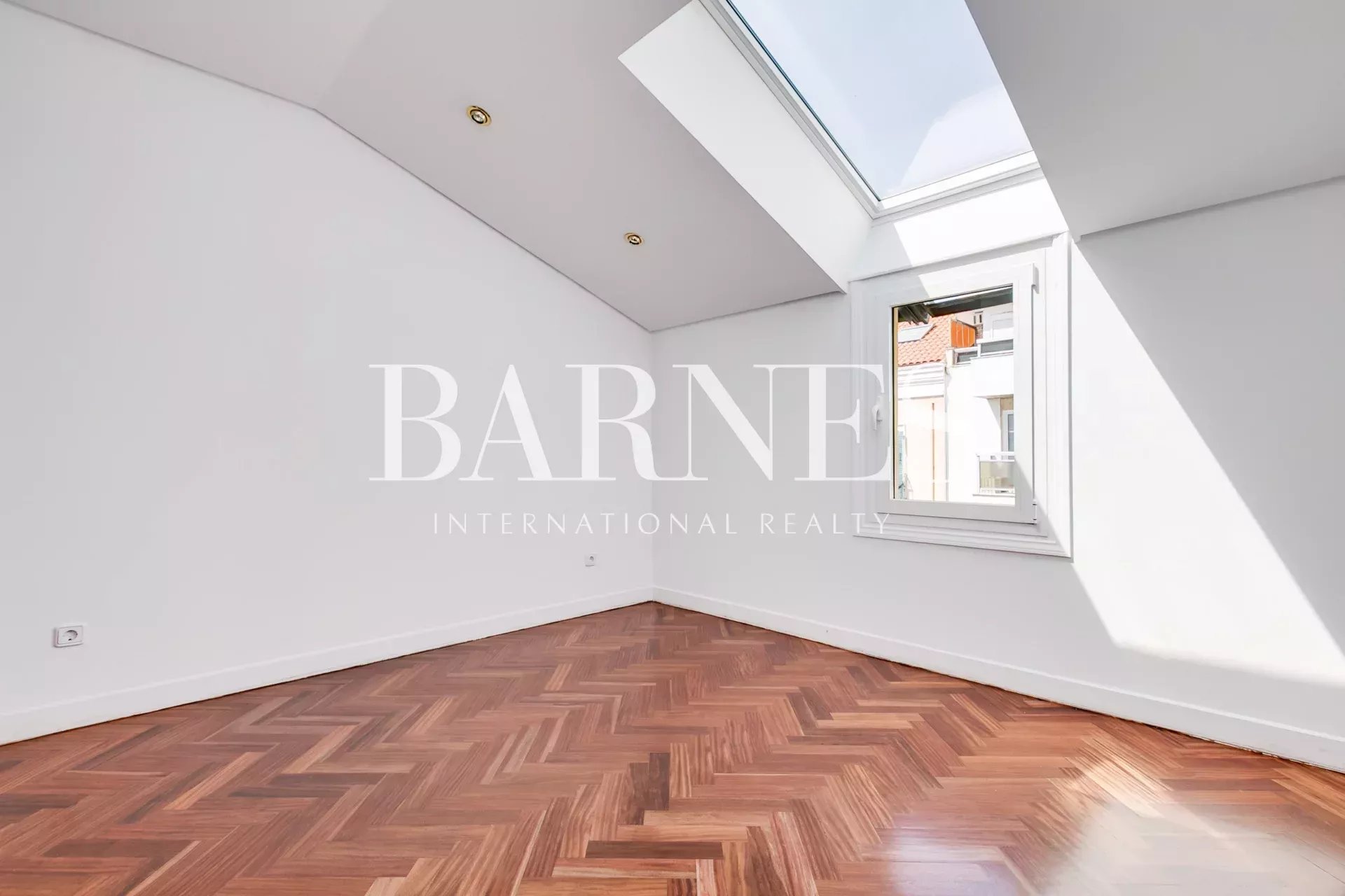 Daire Madrid - picture 14