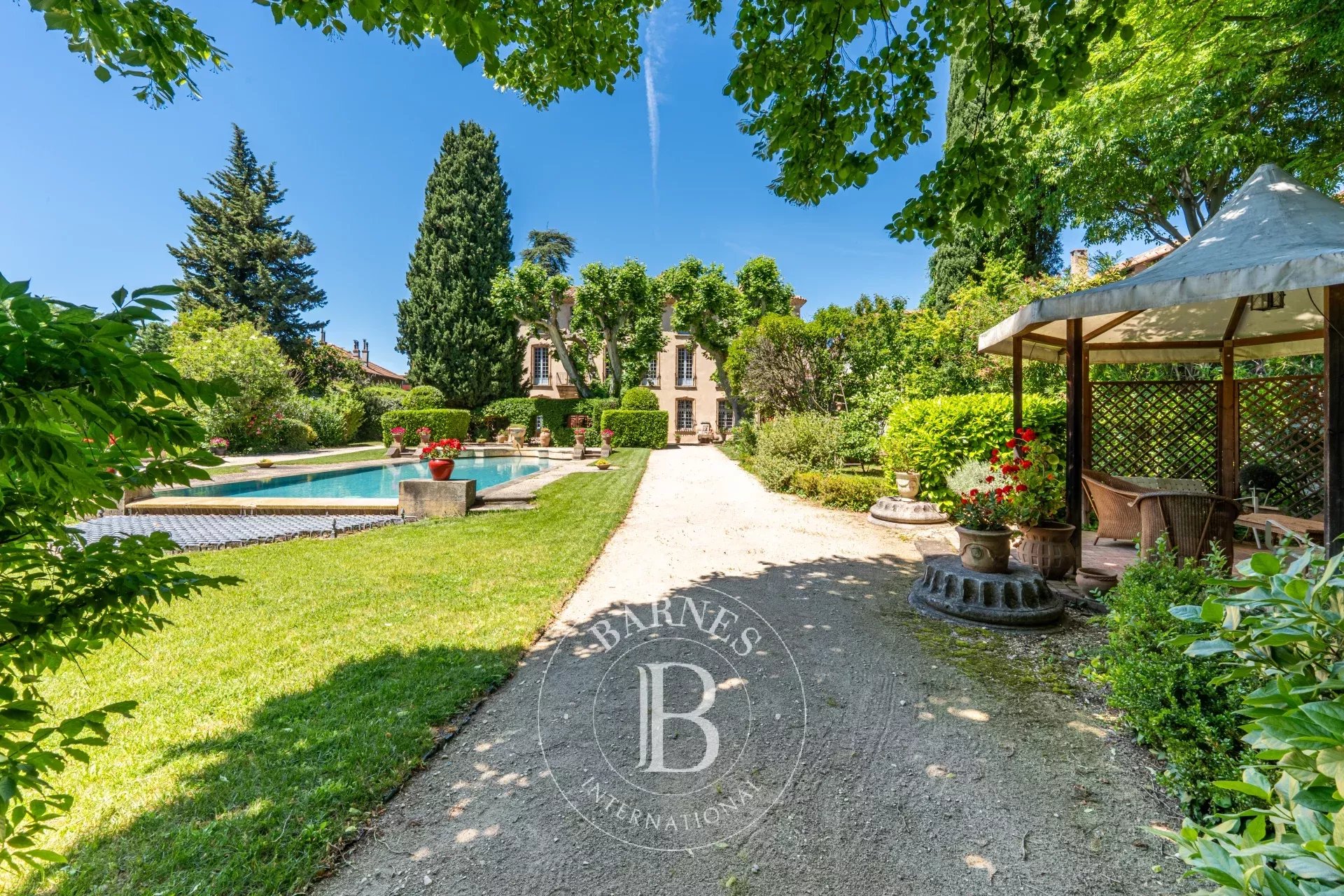 Kirevi Aix-en-Provence - picture 31