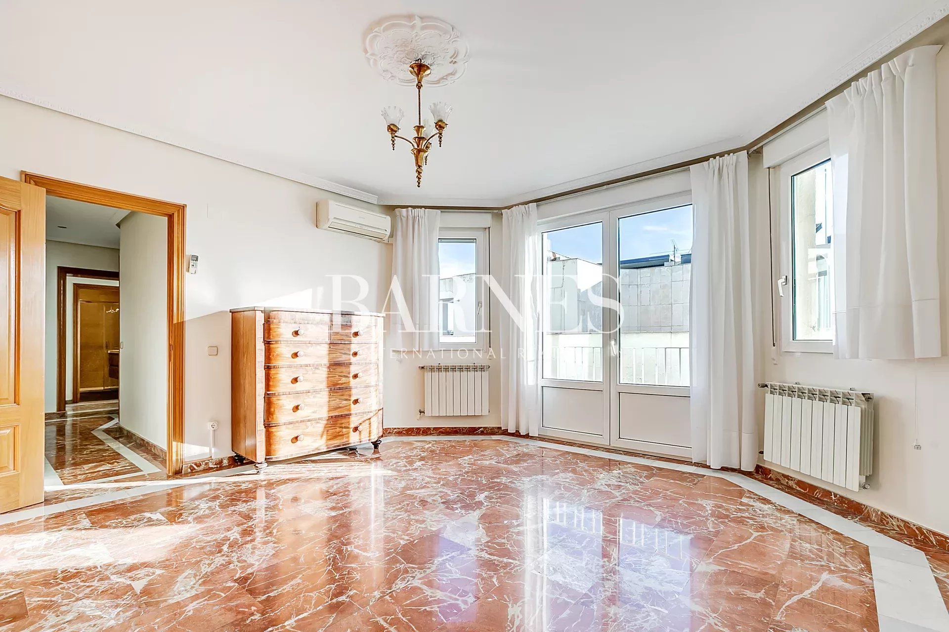 Penthouse Madrid - picture 11