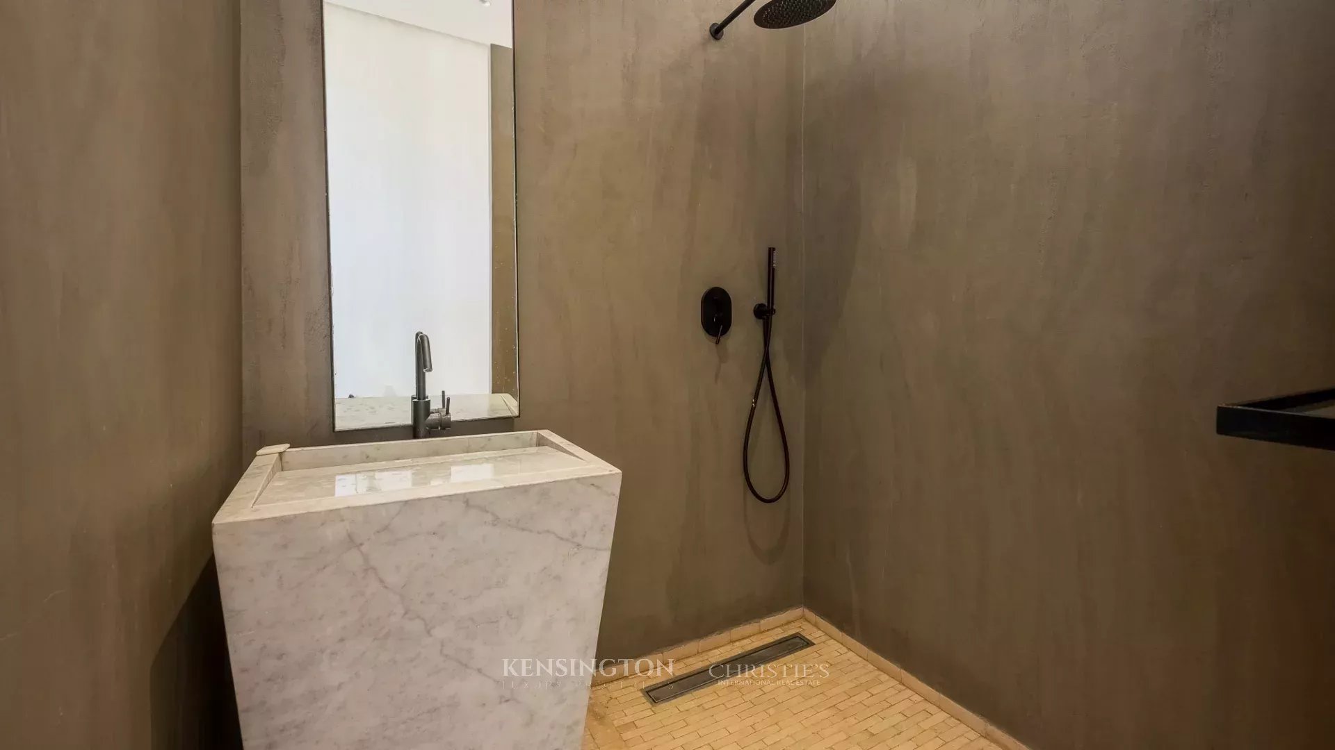 5 Bedroom Villa/Townhouse's Image 65