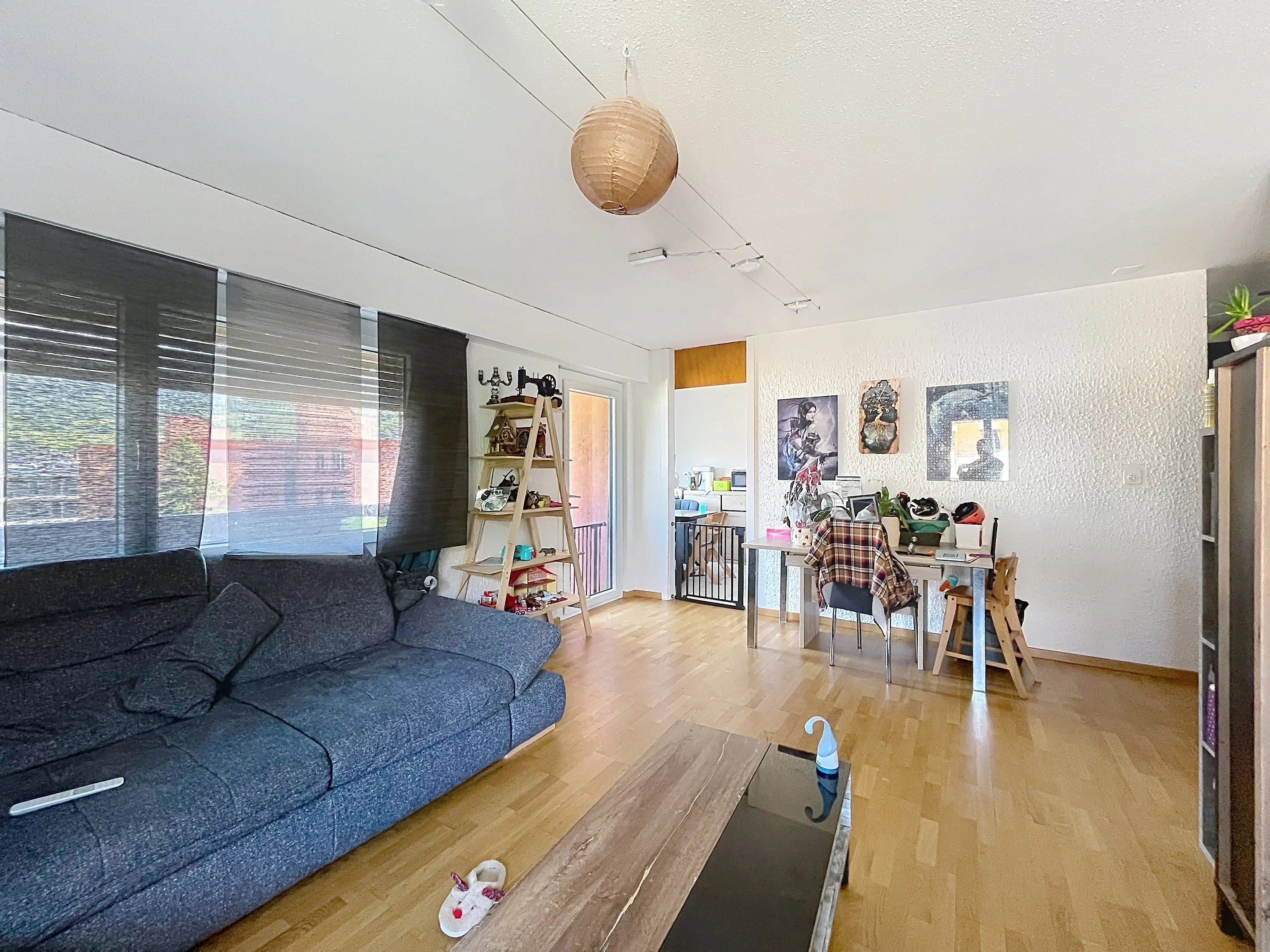 Bel appartement traversant de 4,5 pièces dans le quartier de Vissigen à Sion - Photo 4