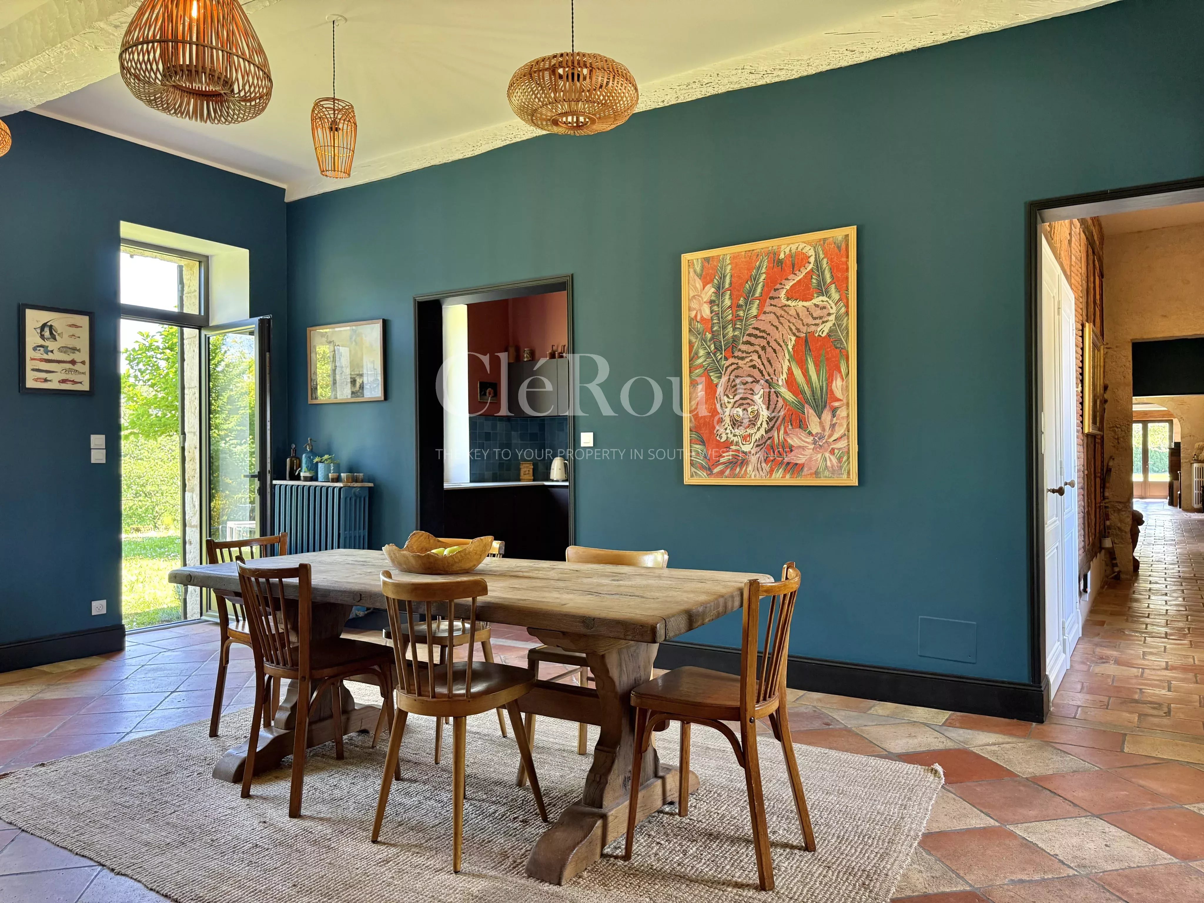 Close to Sainte-Foy-la-Grande – Stunning riverside property on the Dordogne