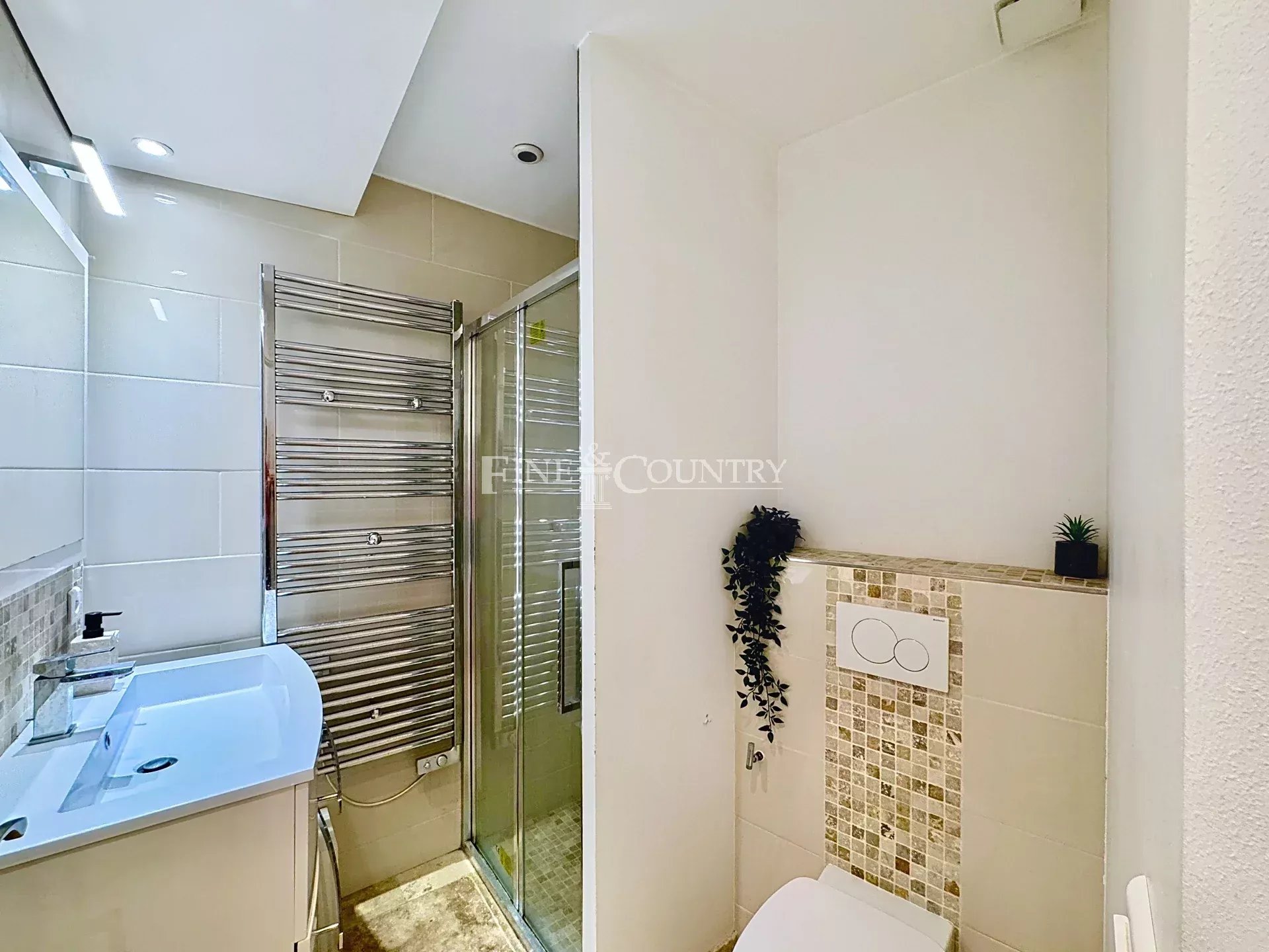 Photo of Studio for sale Cannes center Banane Croisette
