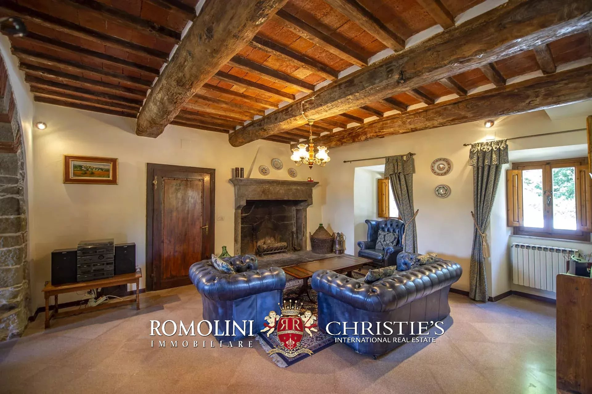 10 Bedroom Villa/Townhouse's Image 38