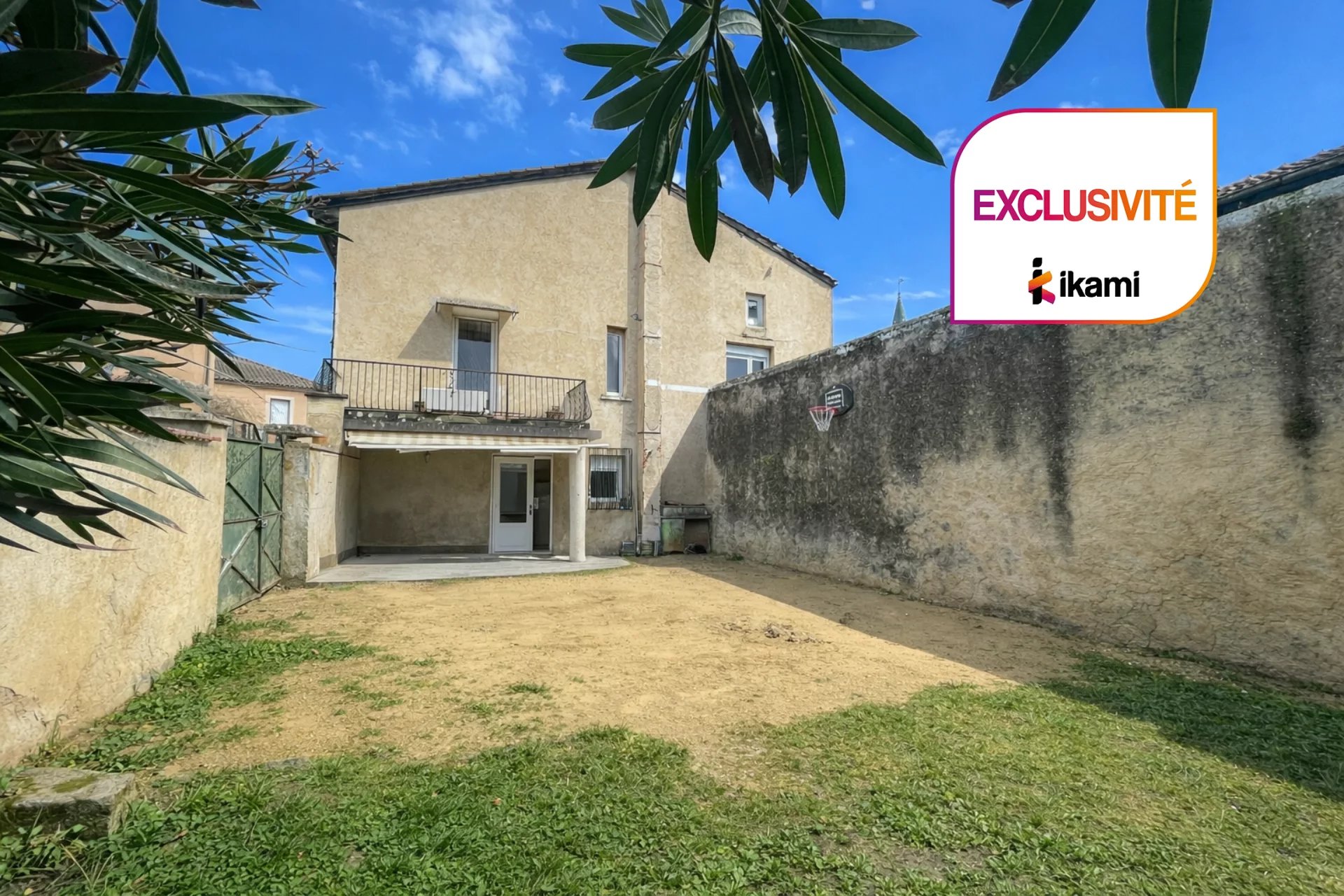 EXCLUSIVITE CLERIEUX - GRANDE MAISON DE VILLAGE AVEC JARDIN