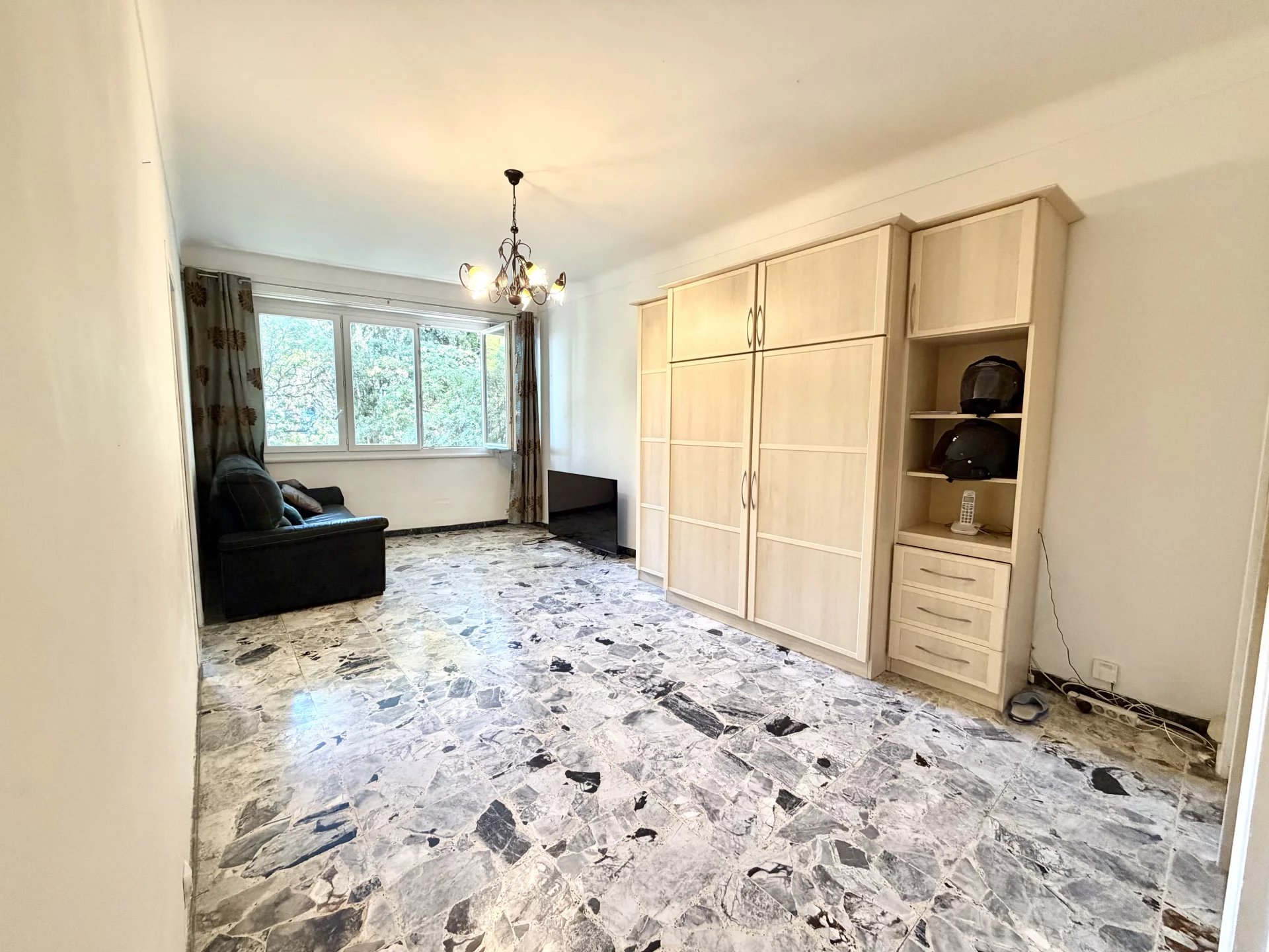 NICE OUEST – PETIT FABRON – SPACIEUX 2 PIÈCES DE 58 M²