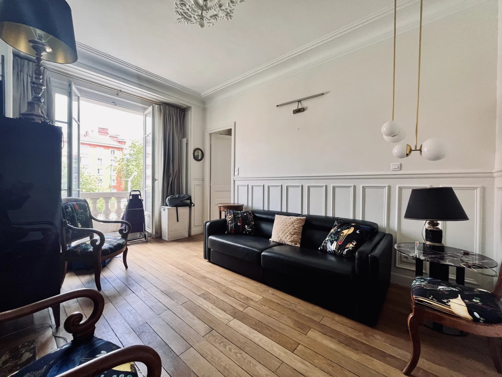 Sale Apartment - Paris 17th (Paris 17ème) Épinettes