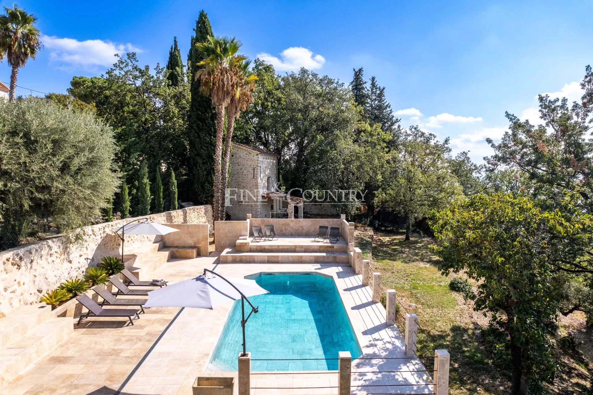 Photo of Architectural Stone Bastide for sale in Montauroux village