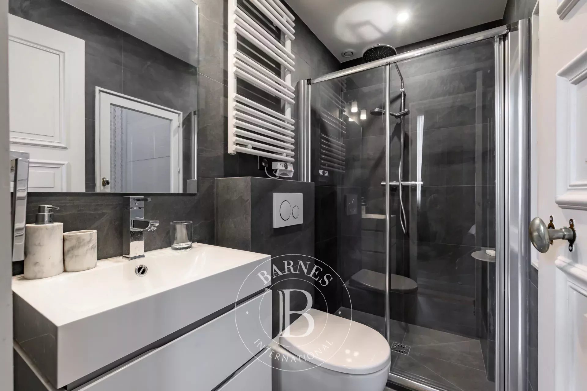 Daire Paris 8ème - picture 6