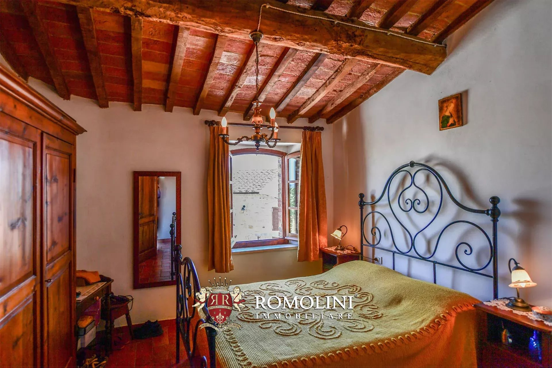 9 Bedroom Villa/Townhouse's Image 35