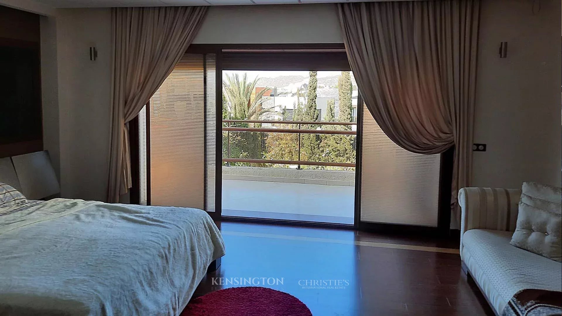 4 Bedroom Villa/Townhouse's Image 15