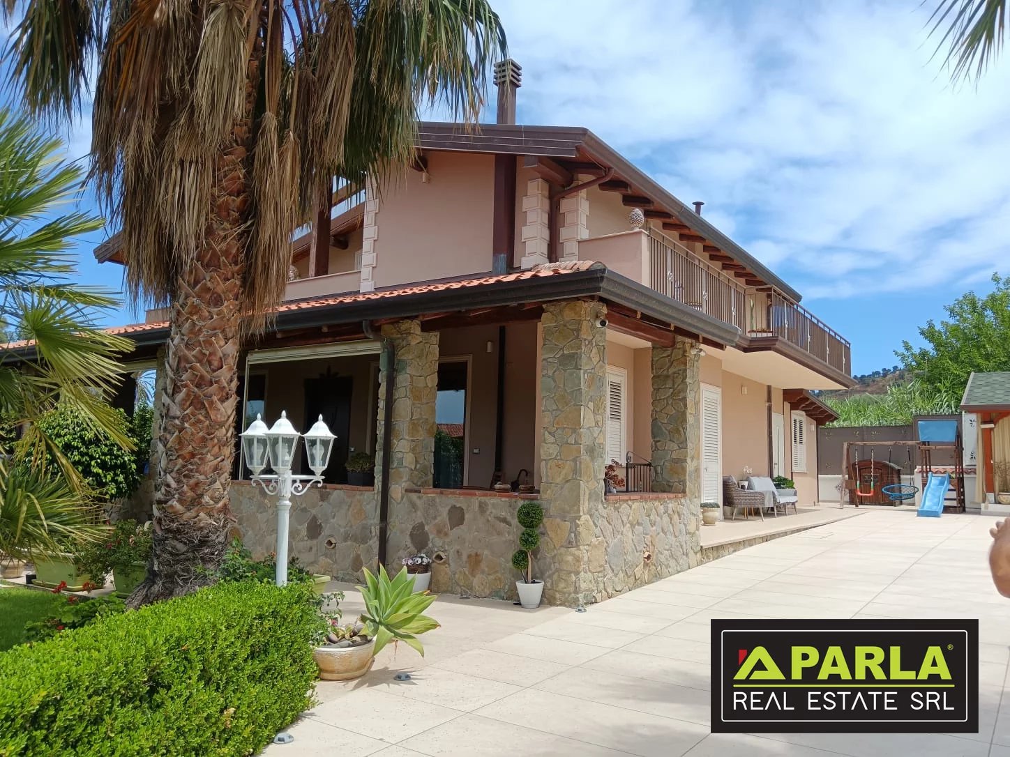 Agence immobilière de Parla Real Estate