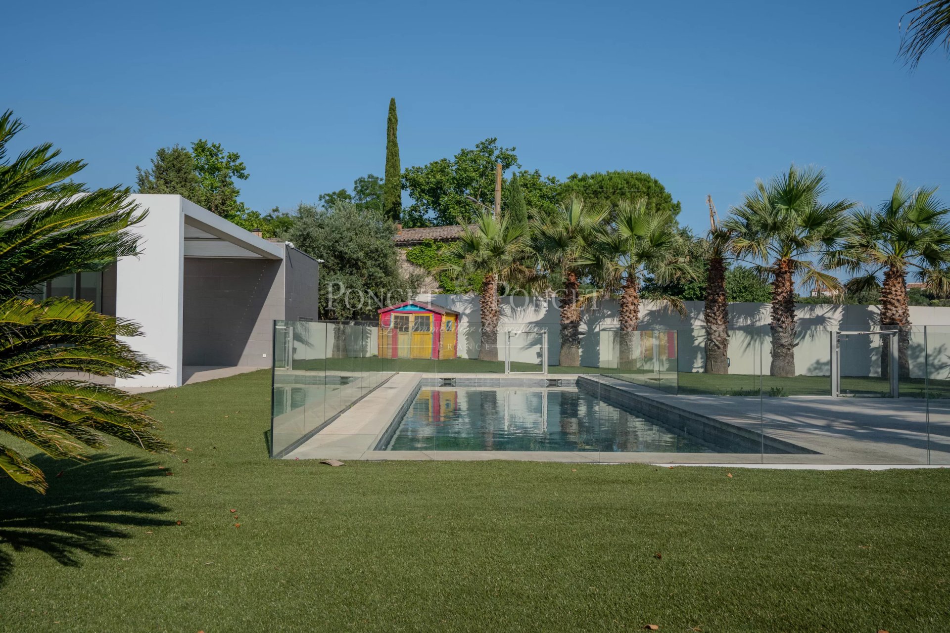 6 Bedroom Villa/Townhouse's Image 6