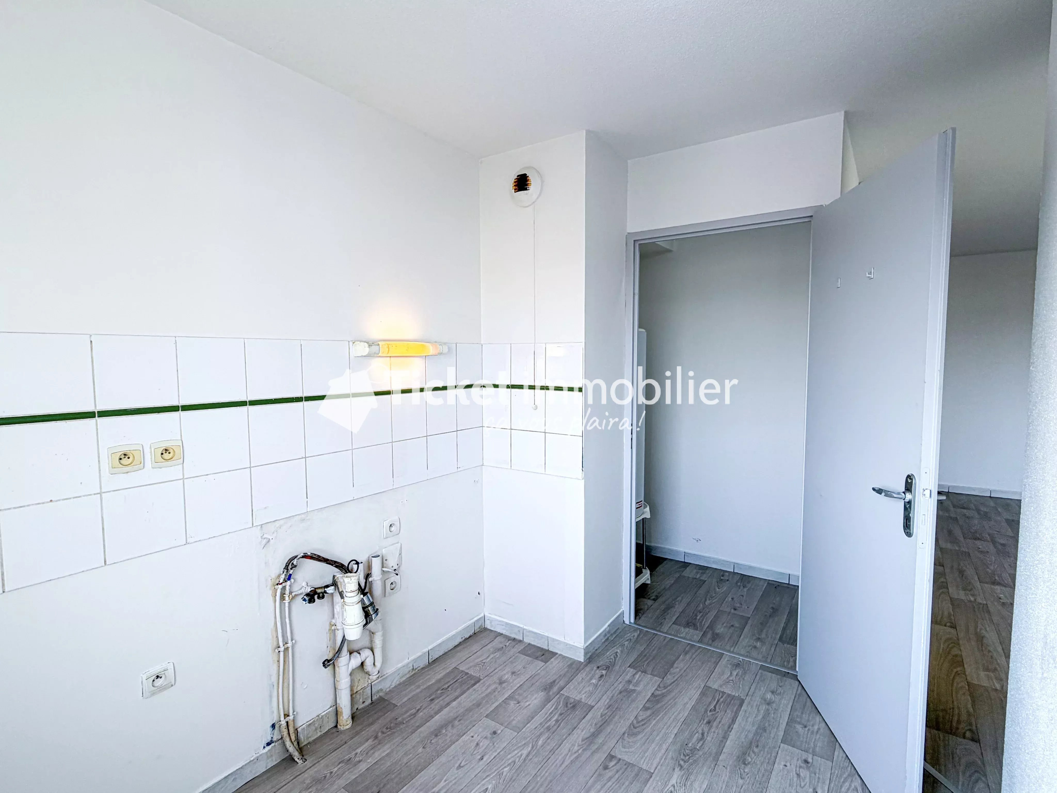 APPARTEMENT T2 50m2 TARBES AVEC BALCON, PLACE DE PARKING ETC ... — photo 6