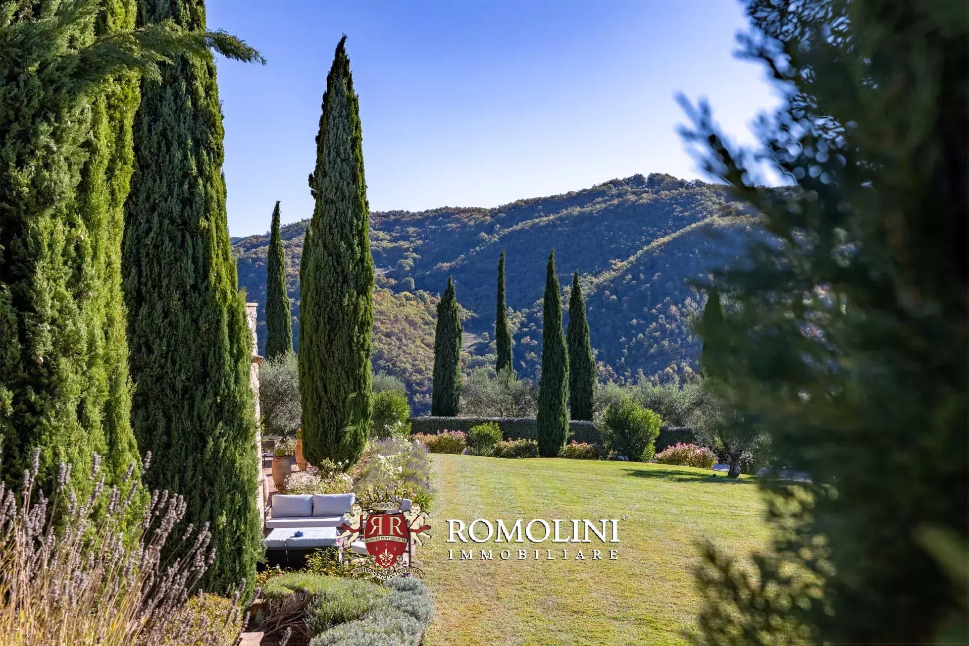 4 Bedroom Villa/Townhouse's Image 24