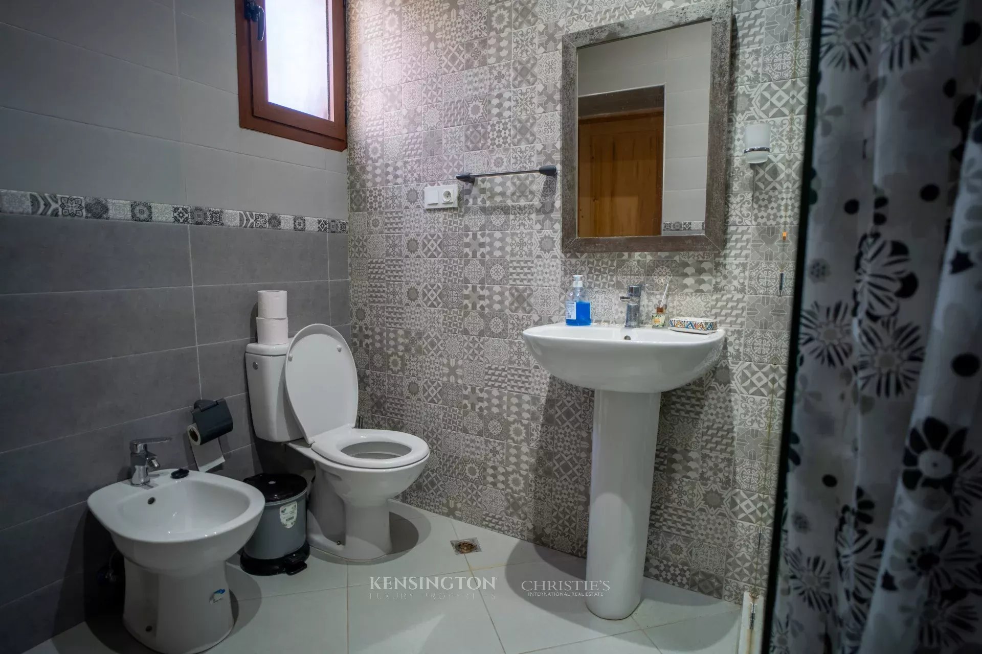 4 Bedroom Villa/Townhouse's Image 18