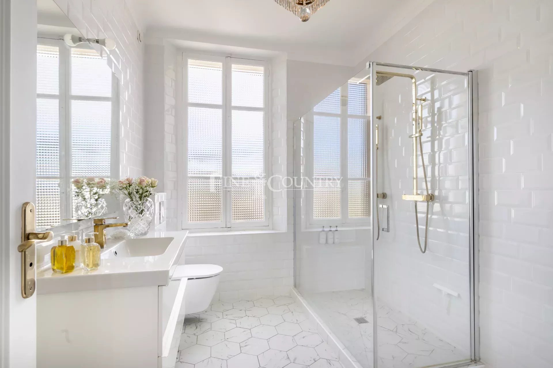 Photo of Bourgeois Apartment For Sale in Cannes
