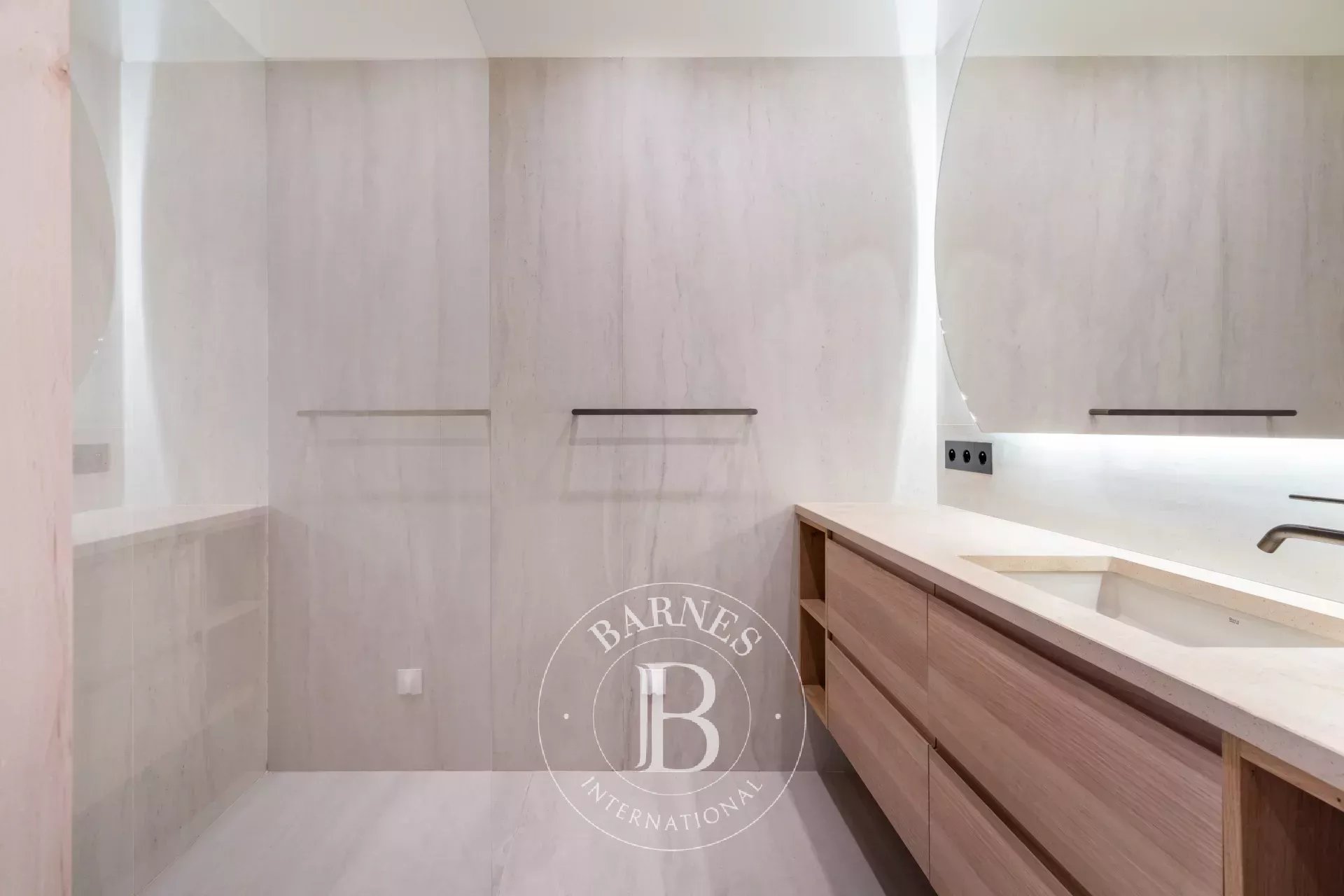 Daire Paris 2ème - picture 13