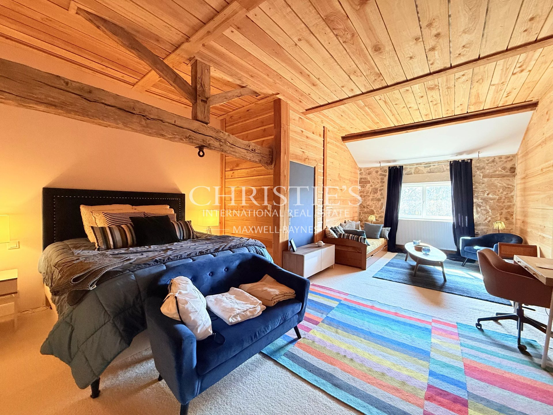 9 Bedroom Villa/Townhouse's Image 15