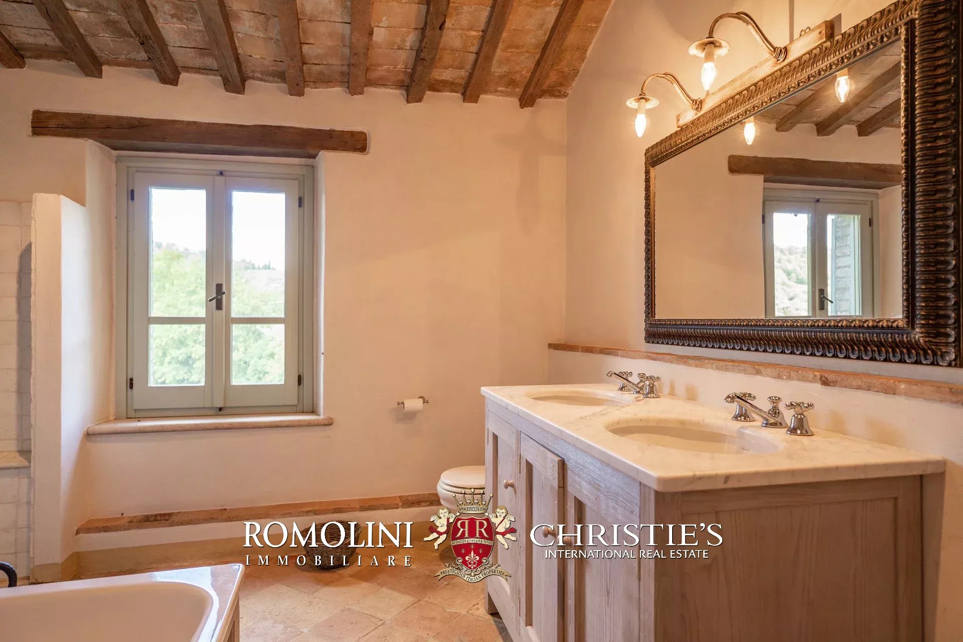 5 Bedroom Villa/Townhouse's Image 62