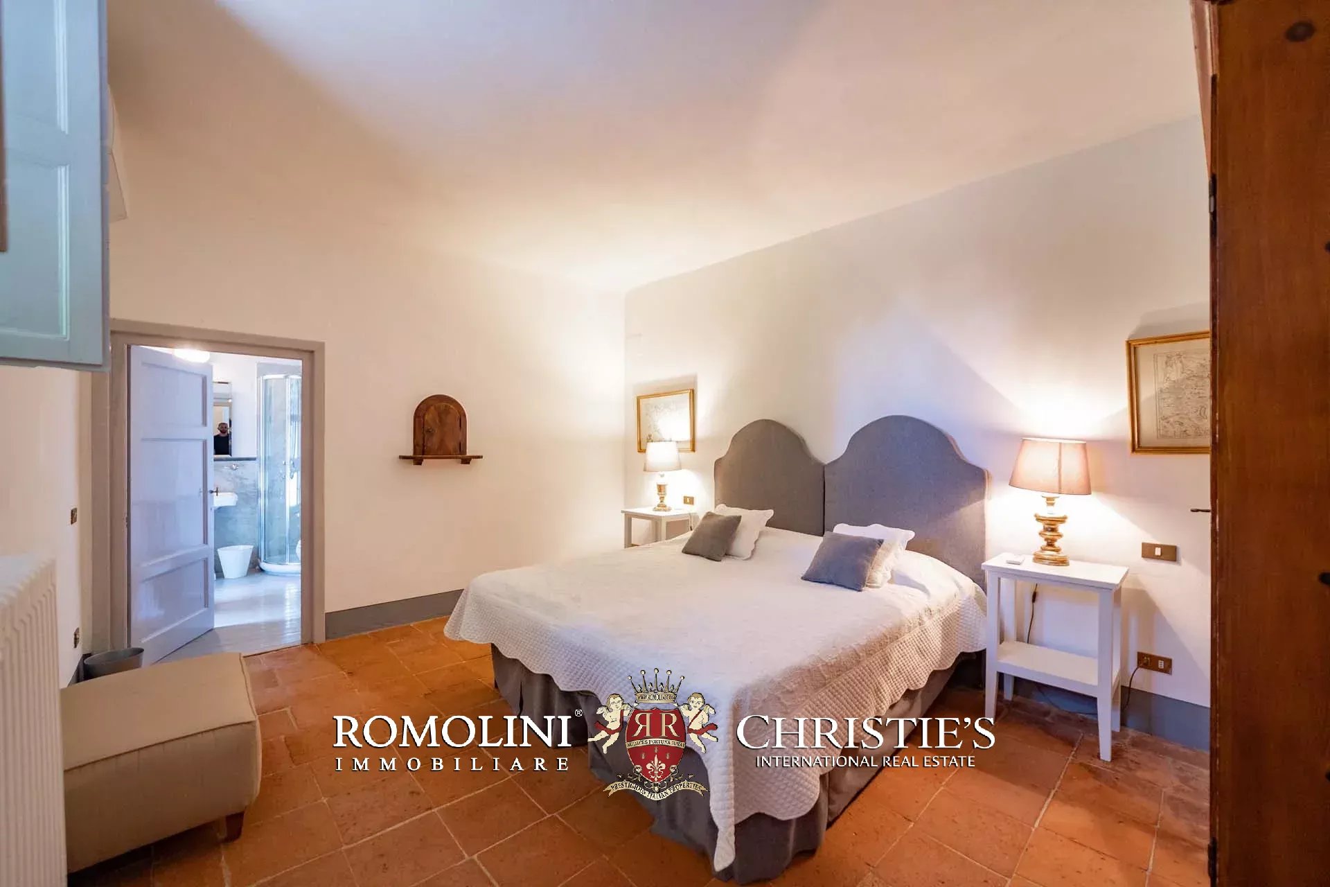 15 Bedroom Villa/Townhouse's Image 52