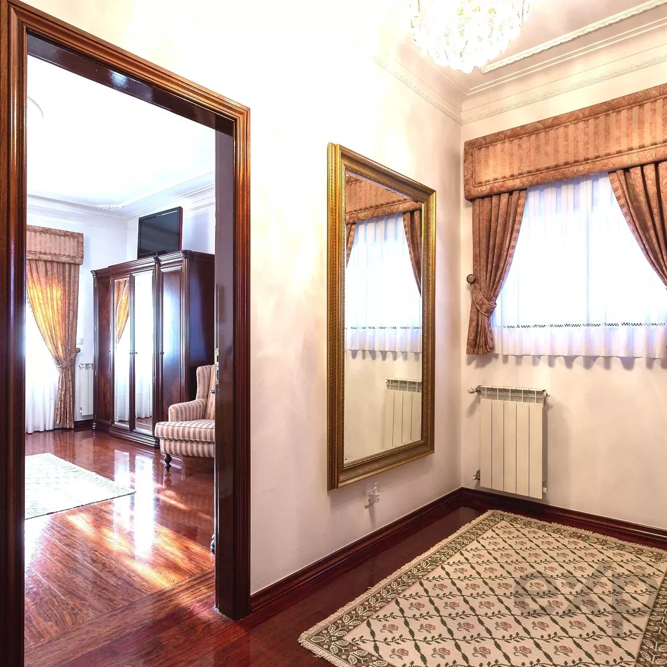 Prestigious Residence with Swimming Pool 87053100 image 22