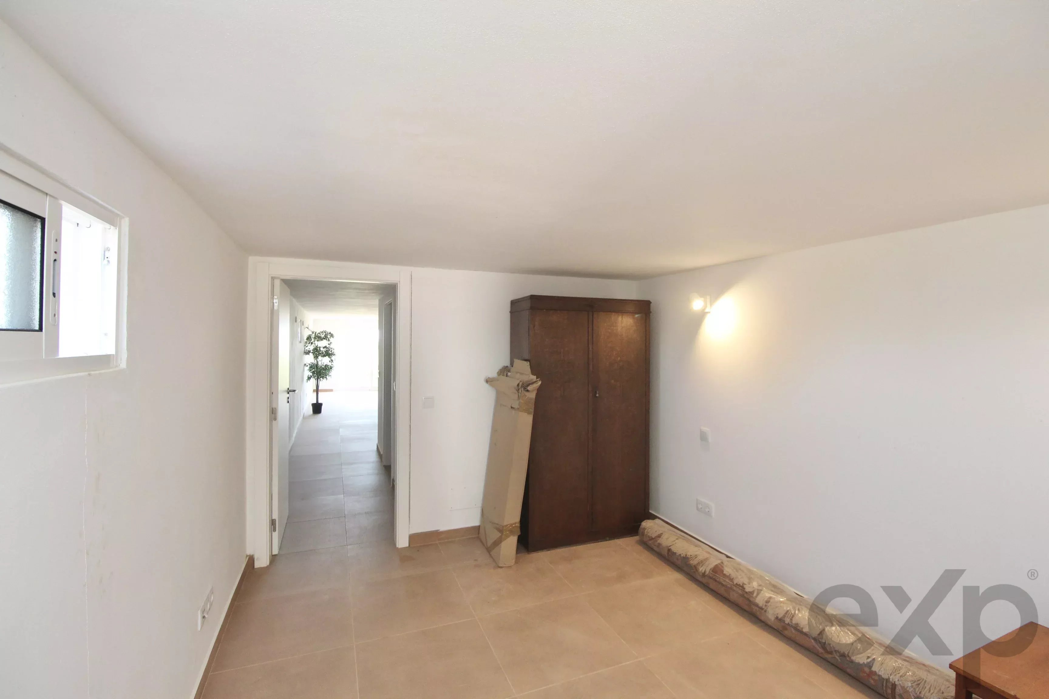 Stunning Sea-View Villa with Heated Pool, Guest Annex, Double Garage and Independent Ruin 87110490 image 38