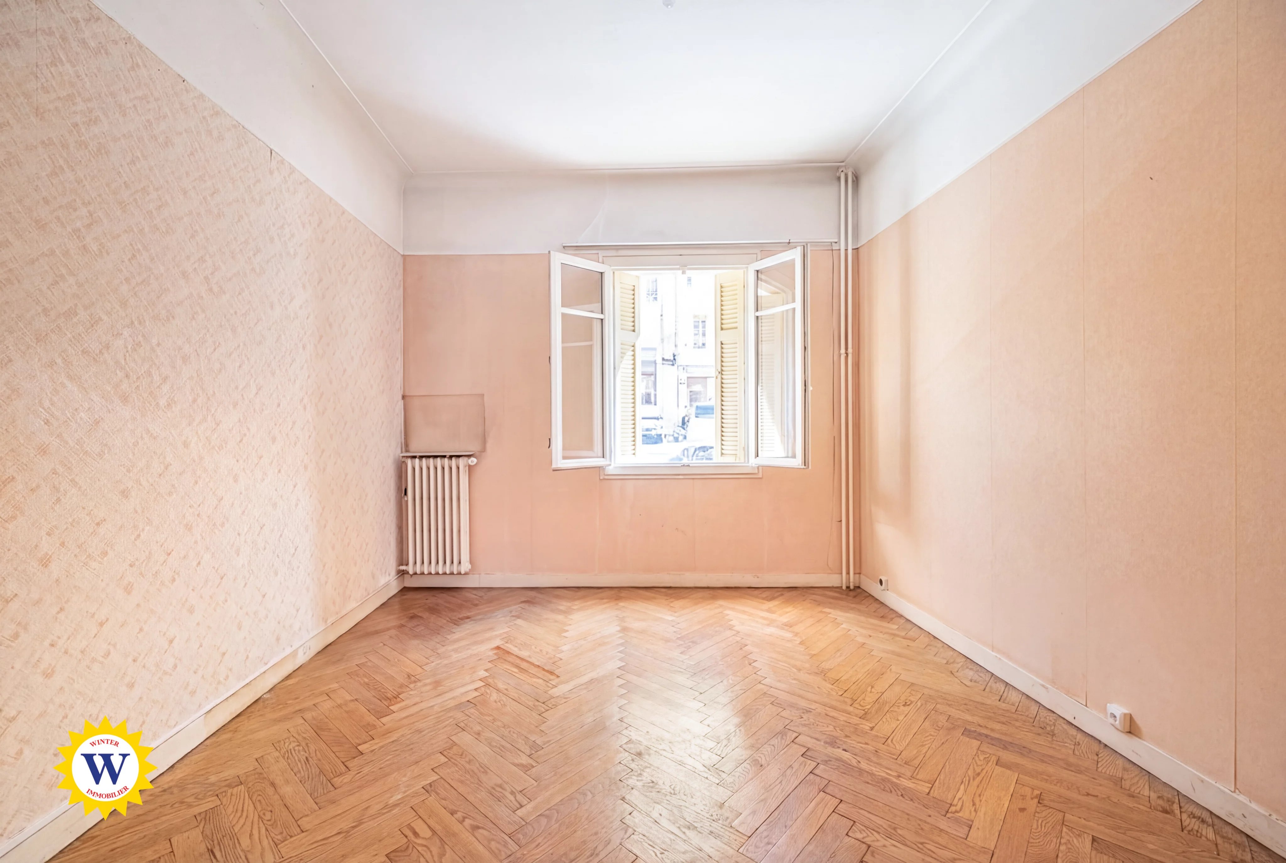 AVENUE DES FLEURS - 3 PIECES 87 M² + JARDIN 70 M² — photo 4