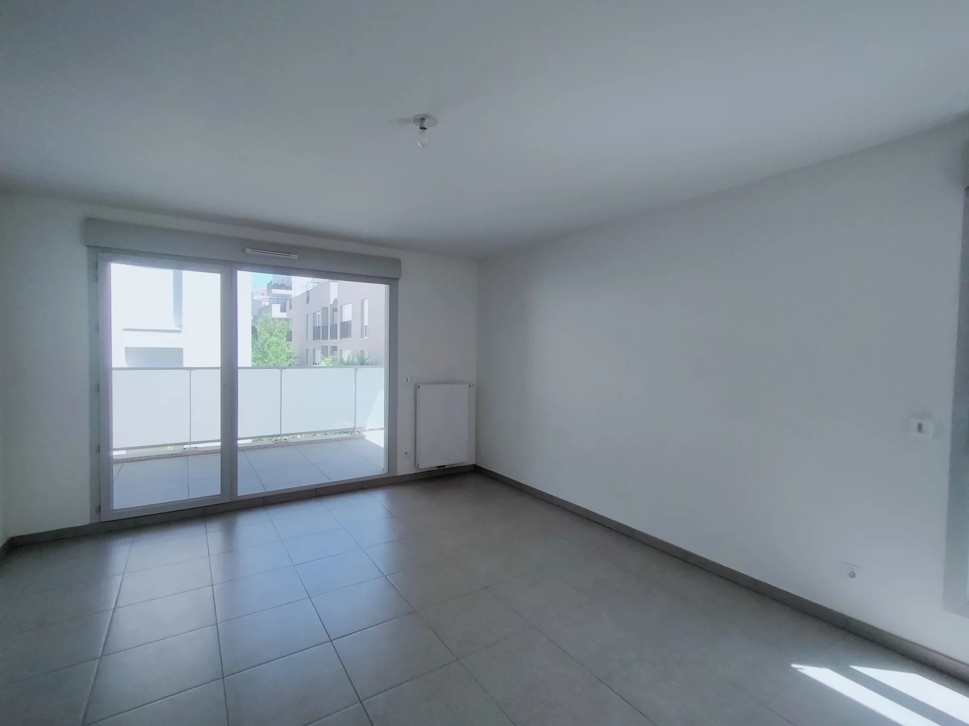 4555438 Location Villeurbanne