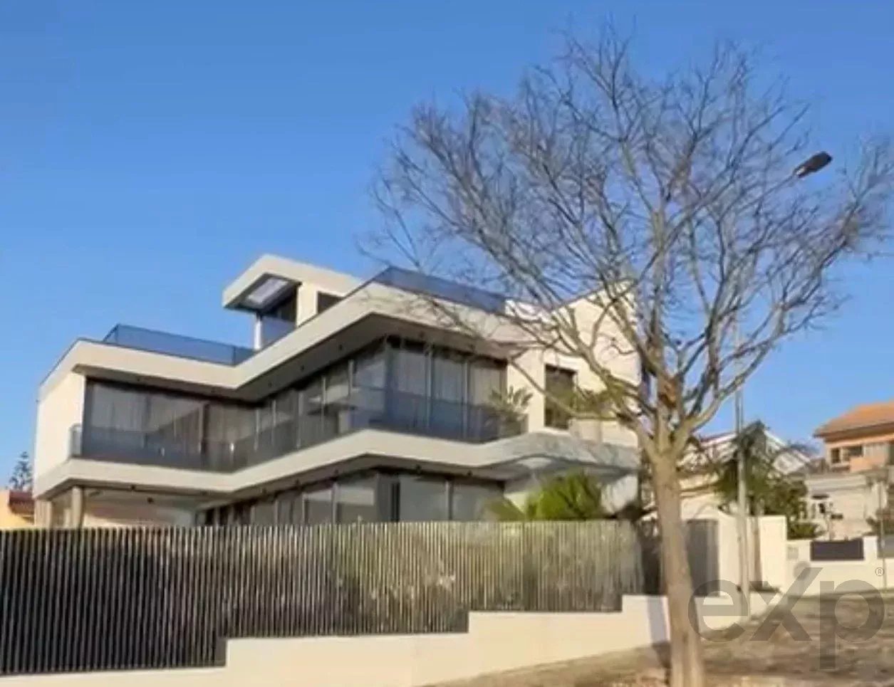 Luxury Single Home in Estoril Golf - 3 Suites with Private Resort 86843974 image 1