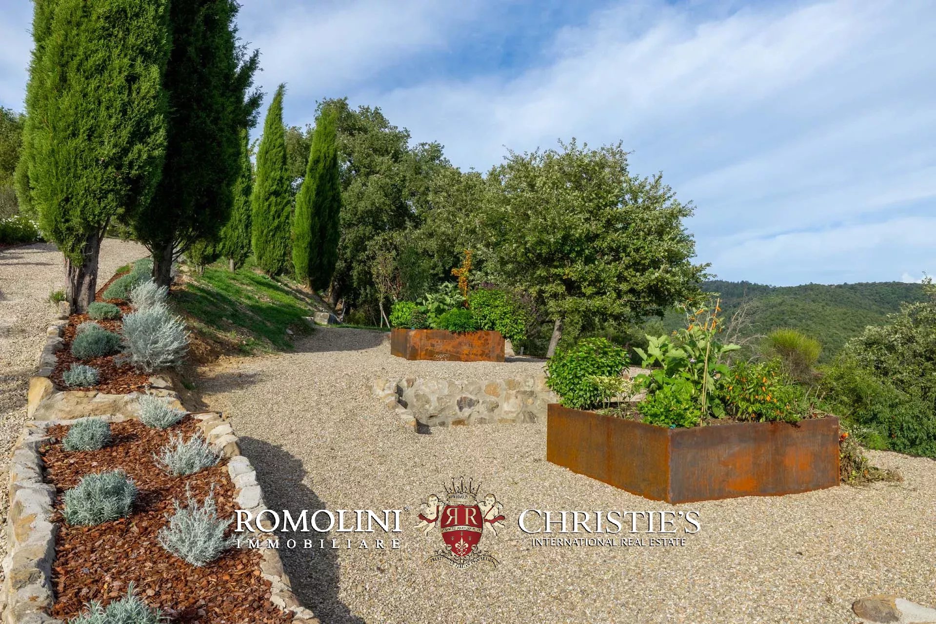 4 Bedroom Villa/Townhouse's Image 71