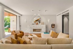 Contemporary Villa of Timeless Elegance in the Heart of Saint-Jean-Cap-Ferrat — photo 6 of 7