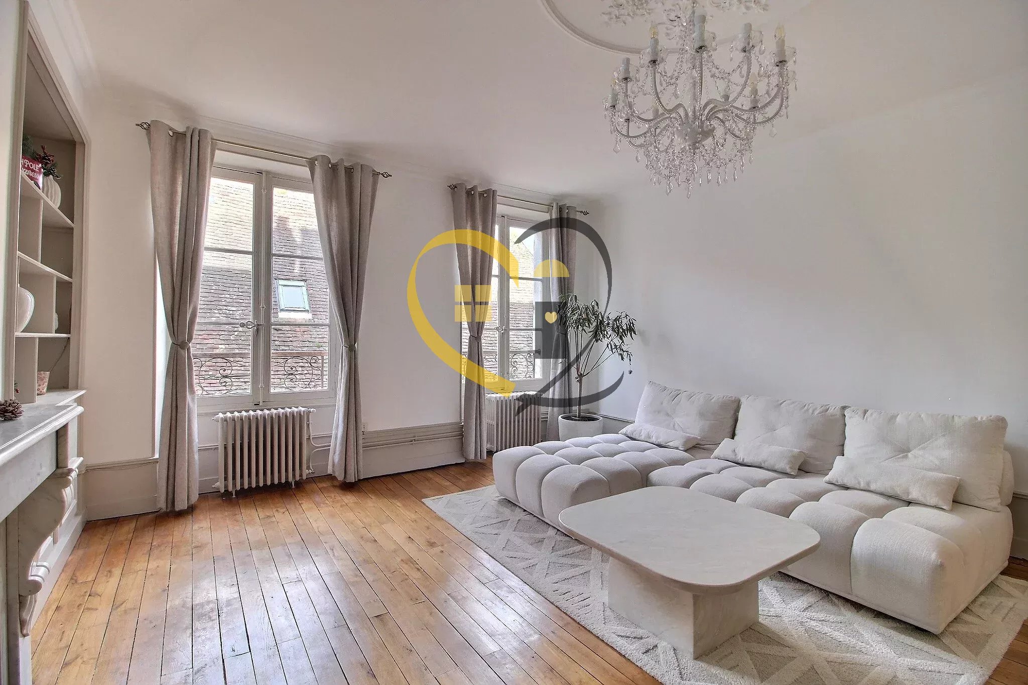 Agence immobilière de 