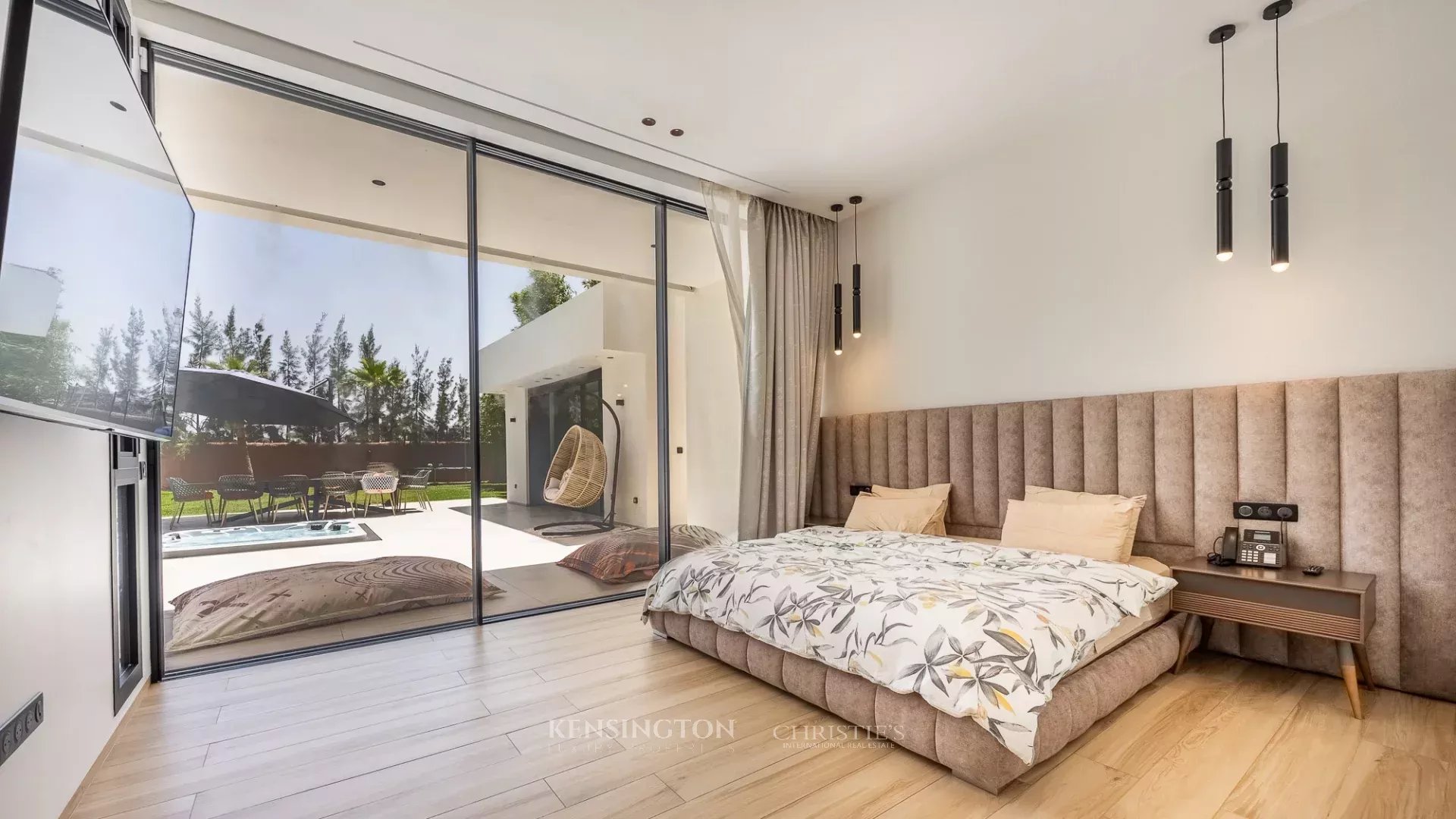 8 Bedroom Villa/Townhouse's Image 32