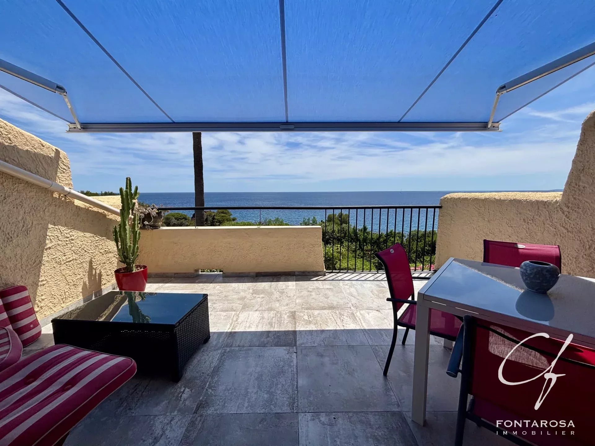 Agence immobilière de 