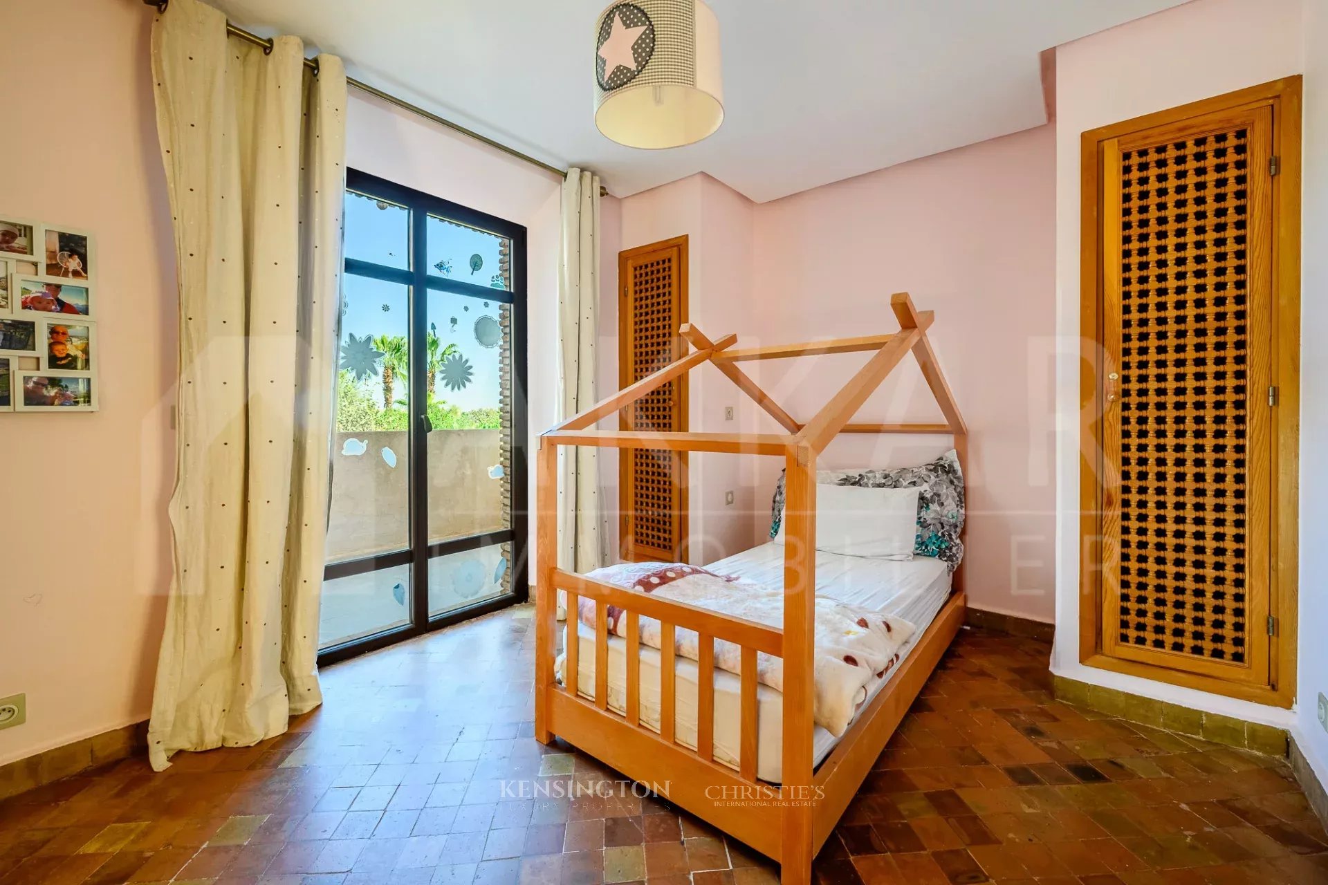 6 Bedroom Villa/Townhouse's Image 15
