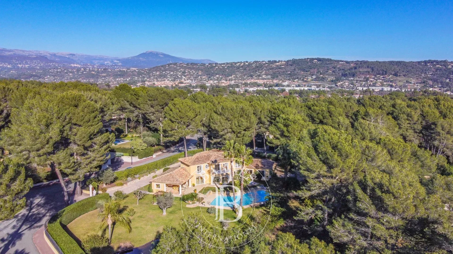 Mougins - Provencal style villa - Private residence - picture 21